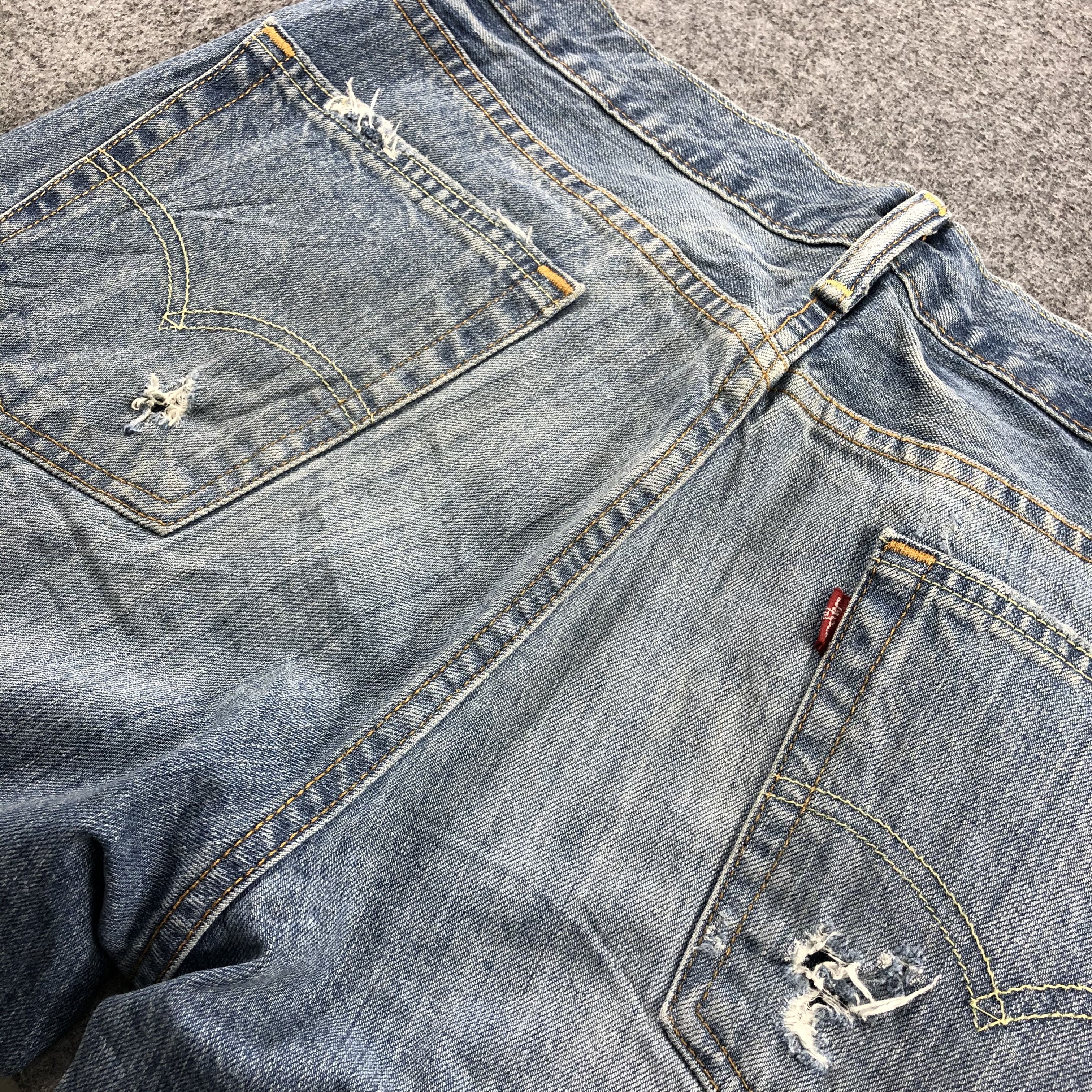Levi's Vintage Levis 514 Jeans-JM1158 Size US 35 - 7 Thumbnail