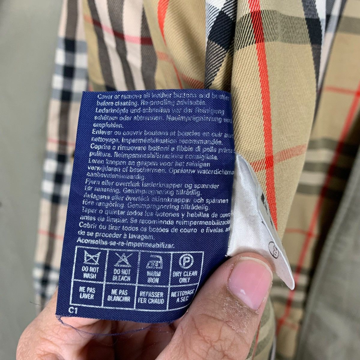 Burberry Vintage Burberrys Nova Check Overcoat Size US L / EU 52-54 / 3 - 20 Thumbnail