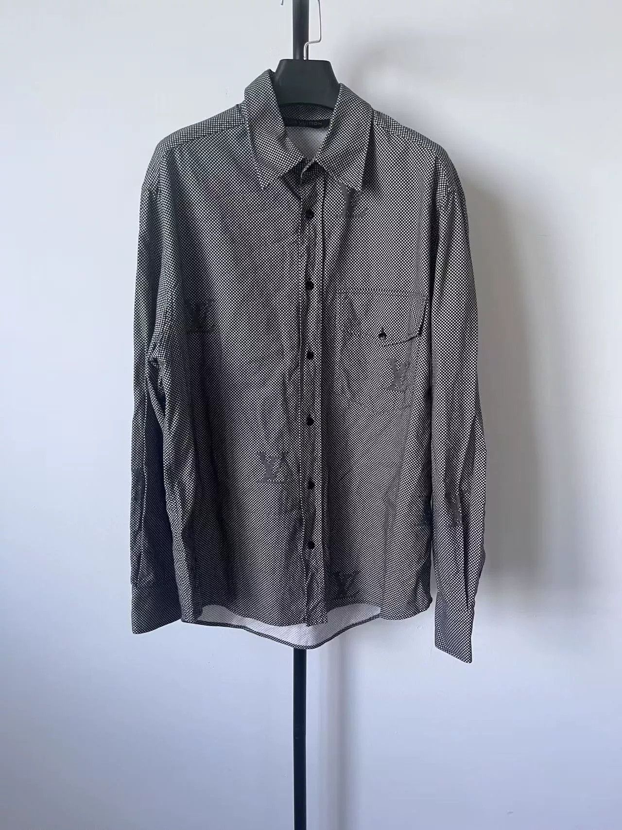 Louis Vuitton louis vuitton x nigo logo long sleeve shirt Size US S / EU 44-46 / 1 - 1 Thumbnail