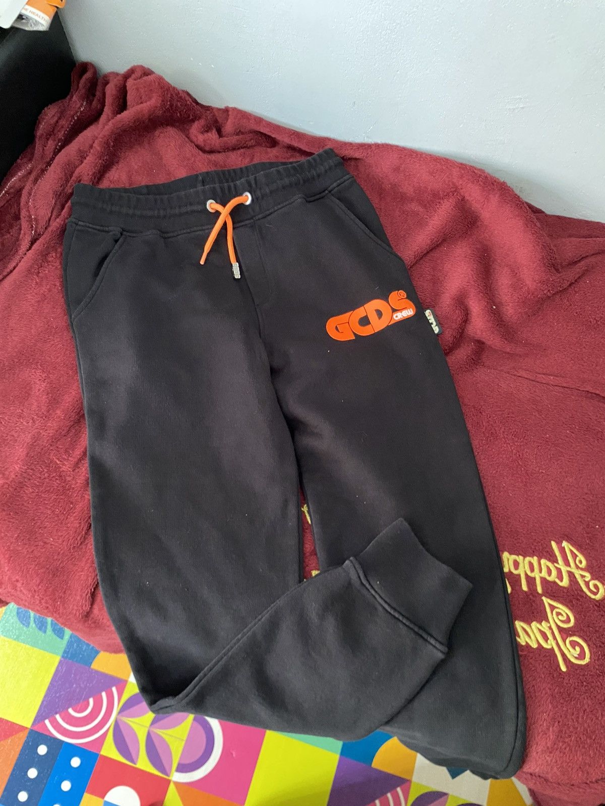 GCDS Gcds anni sweat pants Size US 28 / EU 44 - 1 Thumbnail