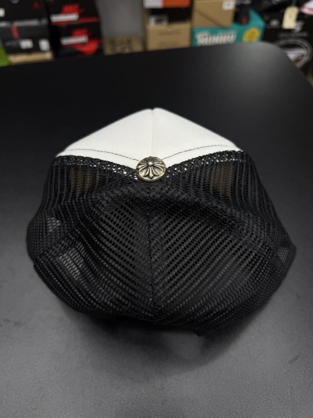 Chrome Hearts Chrome Hearts Black Patch Trucker Hollywood White Hat Size ONE SIZE - 6 Thumbnail