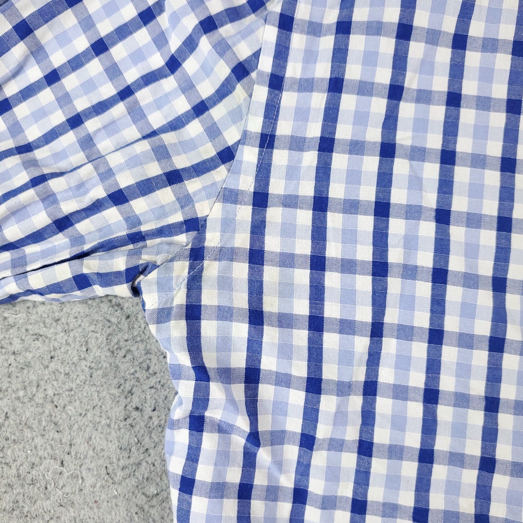Tommy Hilfiger Tommy Hilfiger Blue Plaid Dress Shirt Men’s 15.5 Long Sleeve Button Up Size 40R - 3 Thumbnail