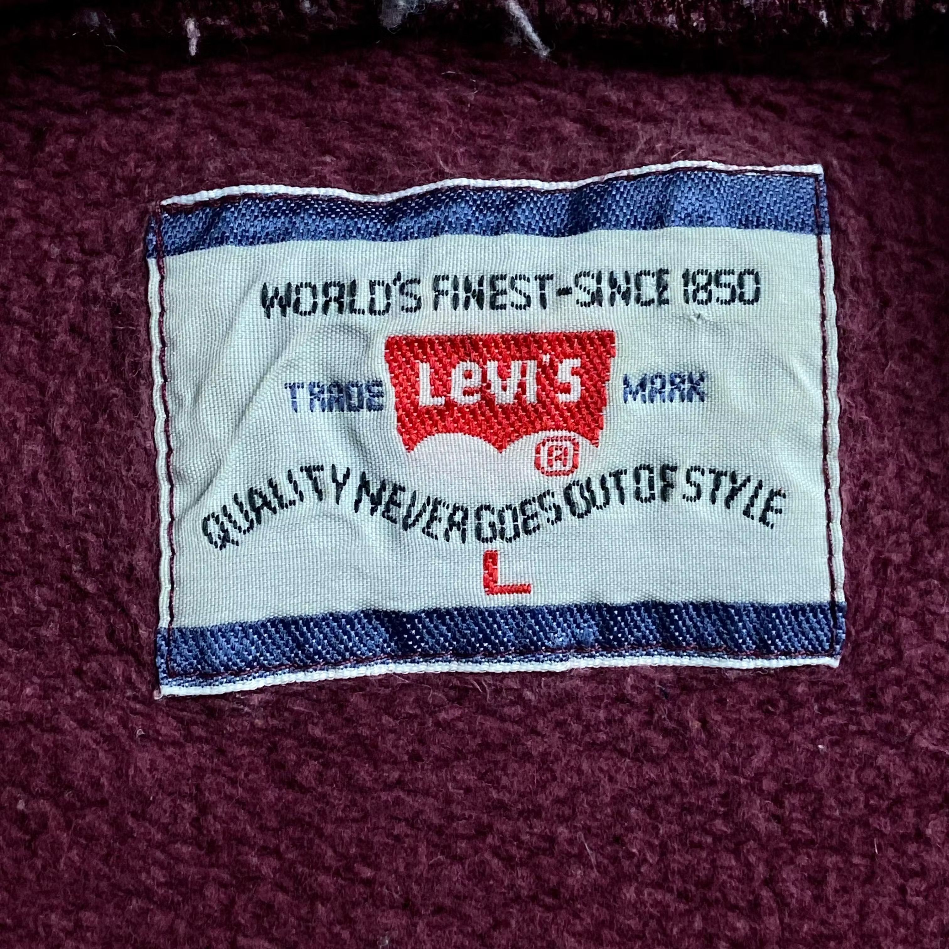 Levi's × Levi's Vintage Clothing × Vintage Mens Sweatshirt Levis Vintage Big Print Size L Size US L / EU 52-54 / 3 - 4 Thumbnail