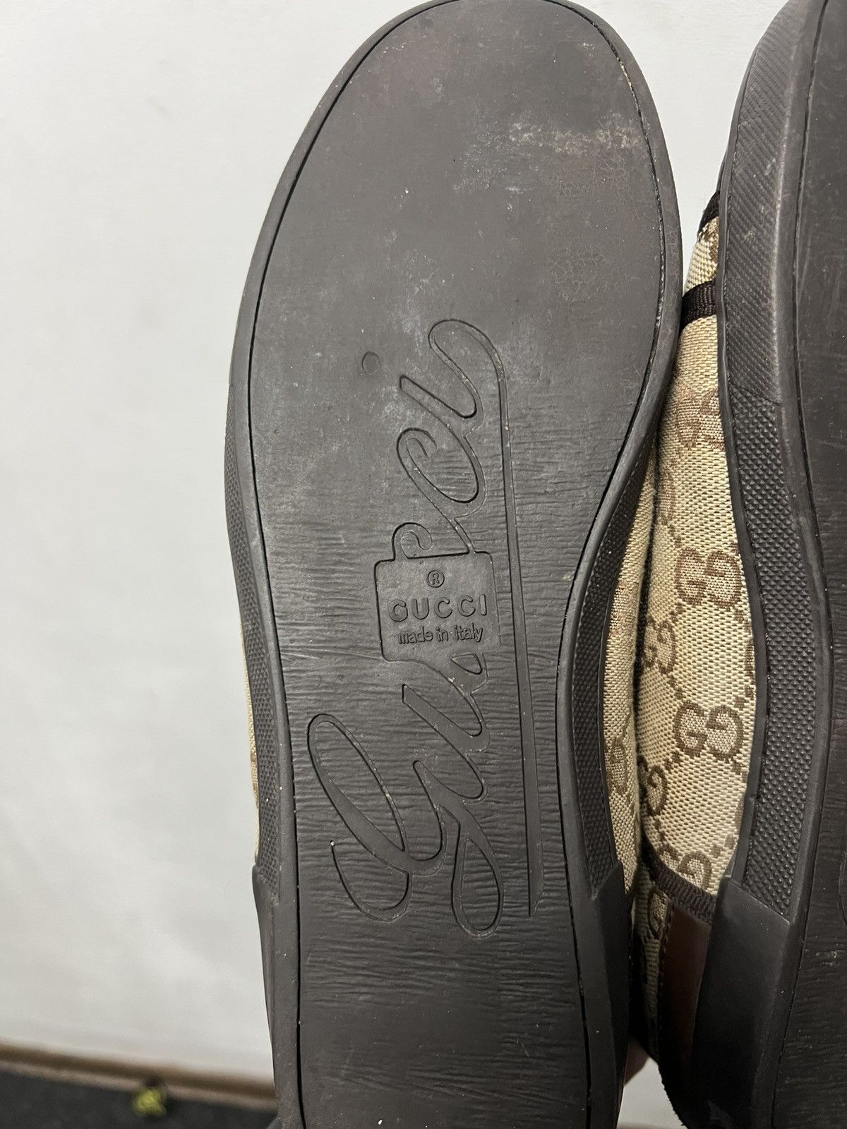 Gucci Vintage Y2K Gucci high top canvas monogram sneakers US 8 Size US 8 / EU 41 - 9 Thumbnail