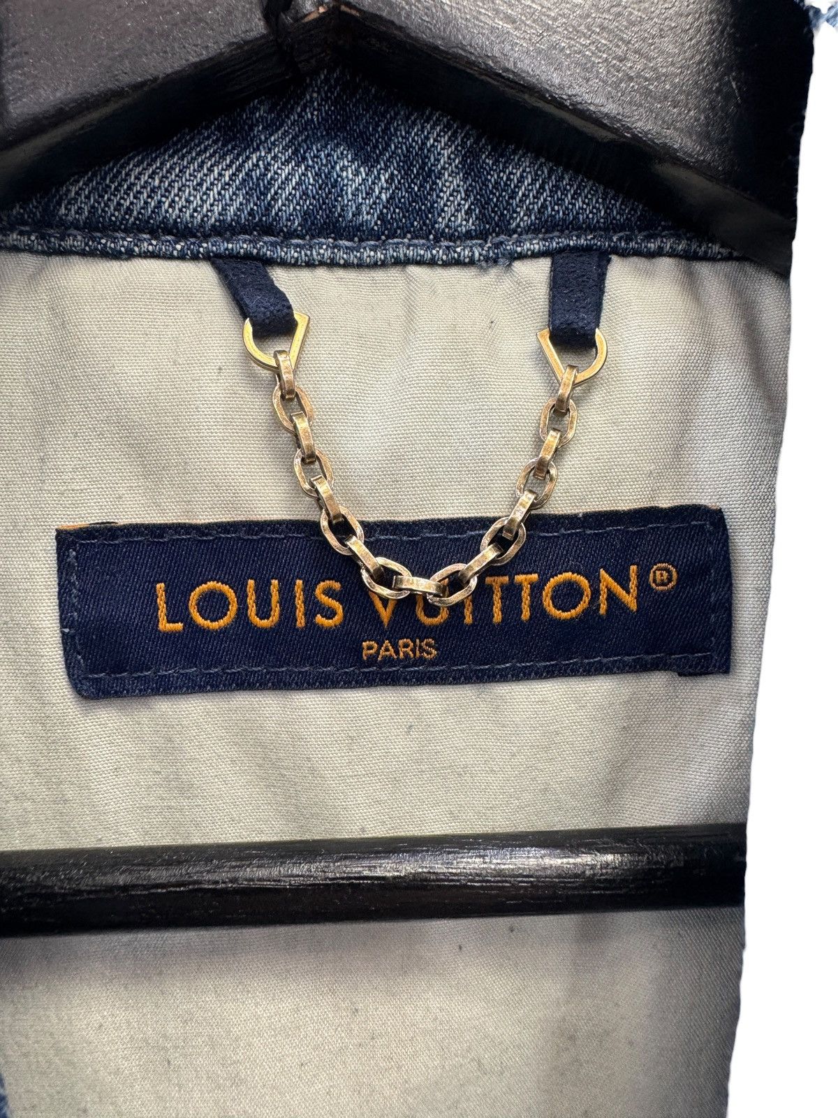 Louis Vuitton Louis Vuitton Denim Monogram Button Up Shirt Size US S / EU 44-46 / 1 - 9 Thumbnail