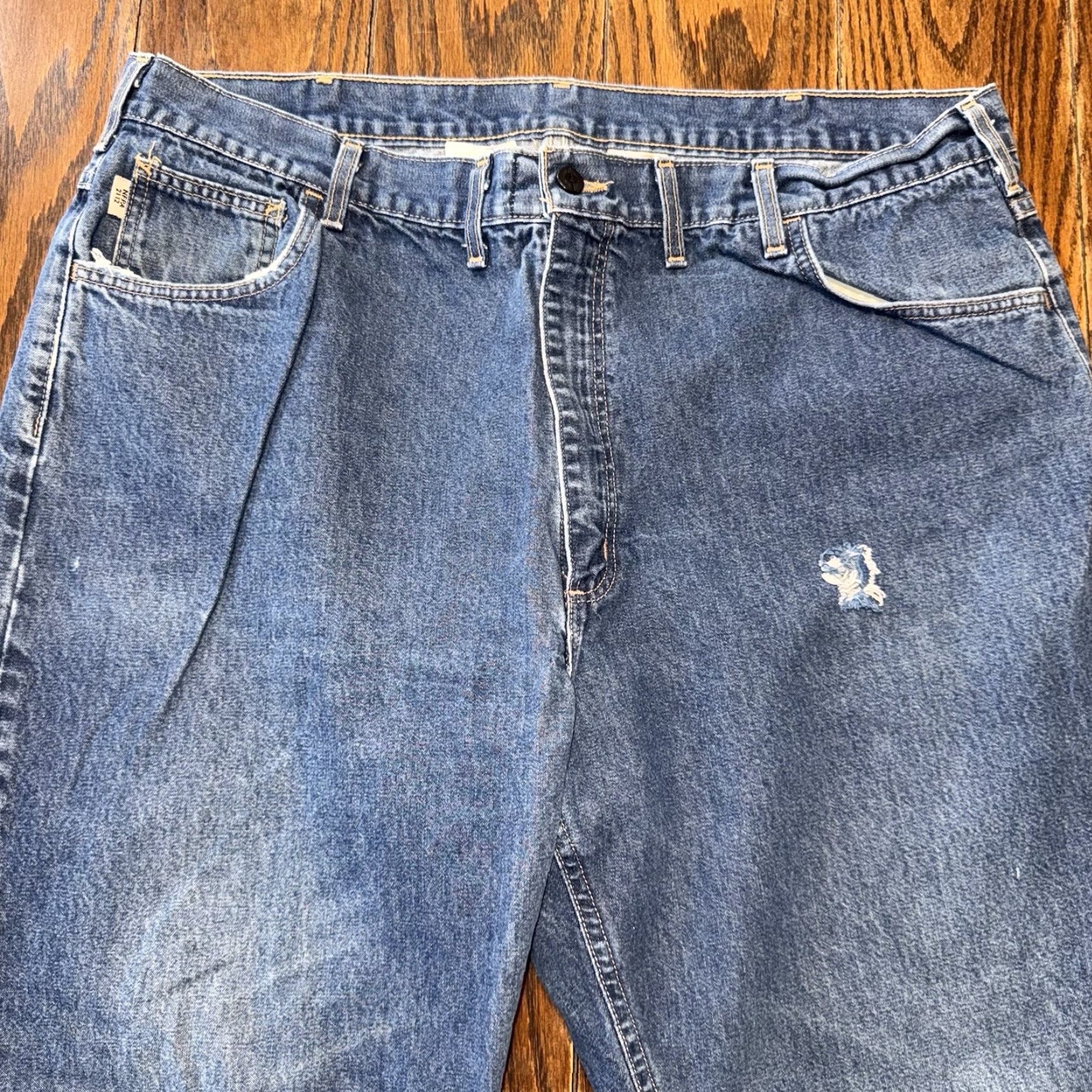 Carhartt VINTAGE Carhartt Jeans Mens 44x30 FR Flame Resistant Distressed Paint USA 90s Grunge Denim Blue 5-Pocket Relaxed Straight Jeans Mens Size US 44 / EU 60 - 4 Thumbnail