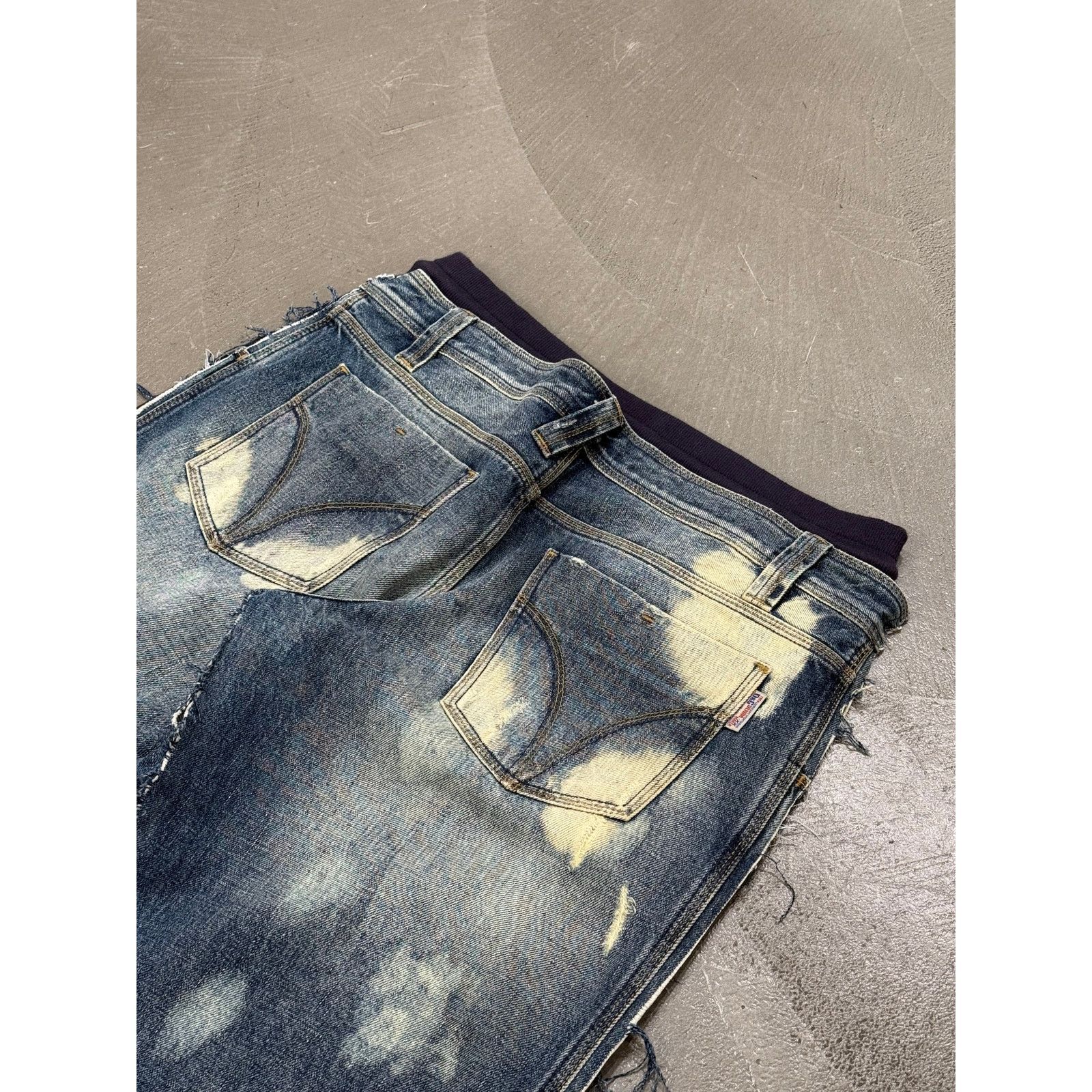 Dolce & Gabbana 2000s Dolce & Gabbana hybrid denim sweatpants Size US 32 / EU 48 - 5 Thumbnail
