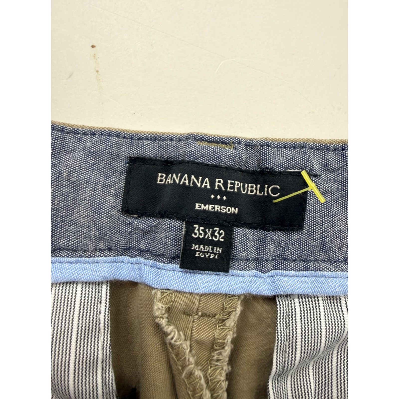 Banana Republic Banana Republic Emerson Pants Mens 35x32 Beige Chino Straight Leg 100% Cotton Size US 35 - 2 Thumbnail