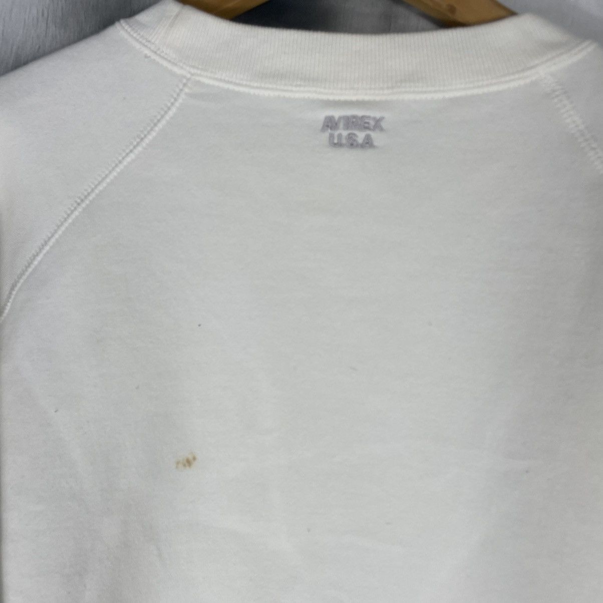 Avirex × Vintage Avirex Embroided Small Logo Plain Sweatshirt Size US L / EU 52-54 / 3 - 7 Thumbnail