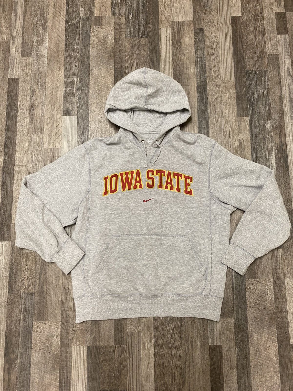 Nike Vintage Nike Center Swoosh Iowa State Pullover Hoodie Sweat Size US M / EU 48-50 / 2 - 1 Thumbnail