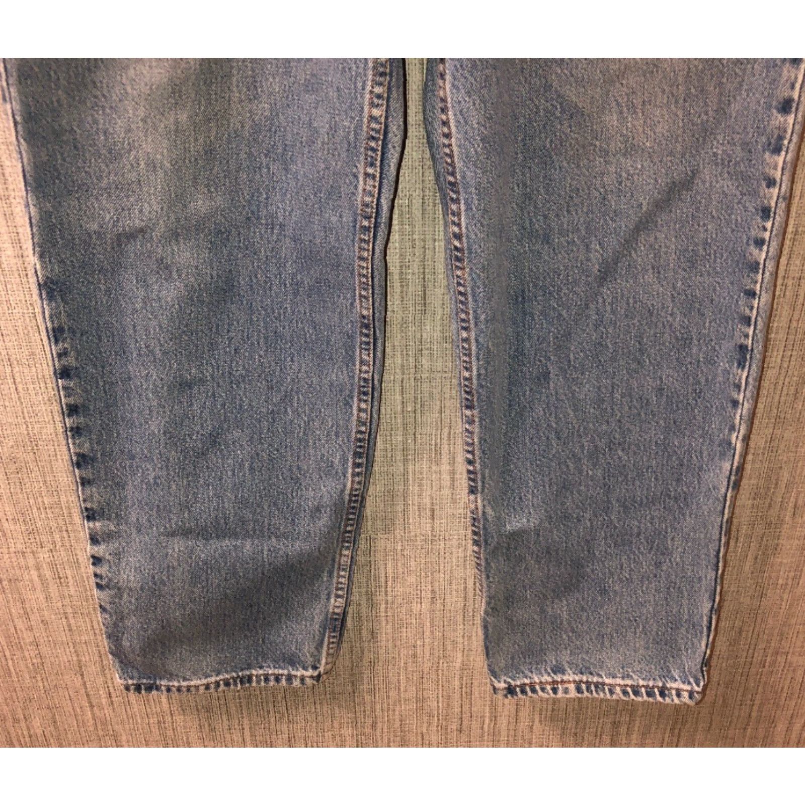 Levi's VINTAGE Levi’s 550 Jeans Mens Blue Denim Relaxed Fit Size 36 Inseam 29 Regular Bottoms Men Blue 550 Relaxed Jeans Mens Size US 36 / EU 52 - 3 Thumbnail