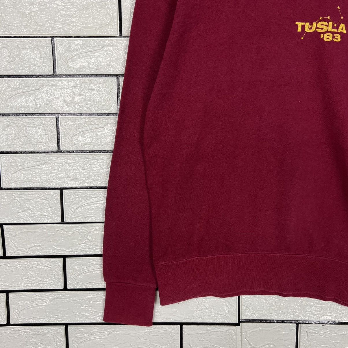 Vintage 1983 TUSLA Big Logo Volleball Crewneck Sweatshirt #4002-C182 Size US S / EU 44-46 / 1 - 9 Thumbnail