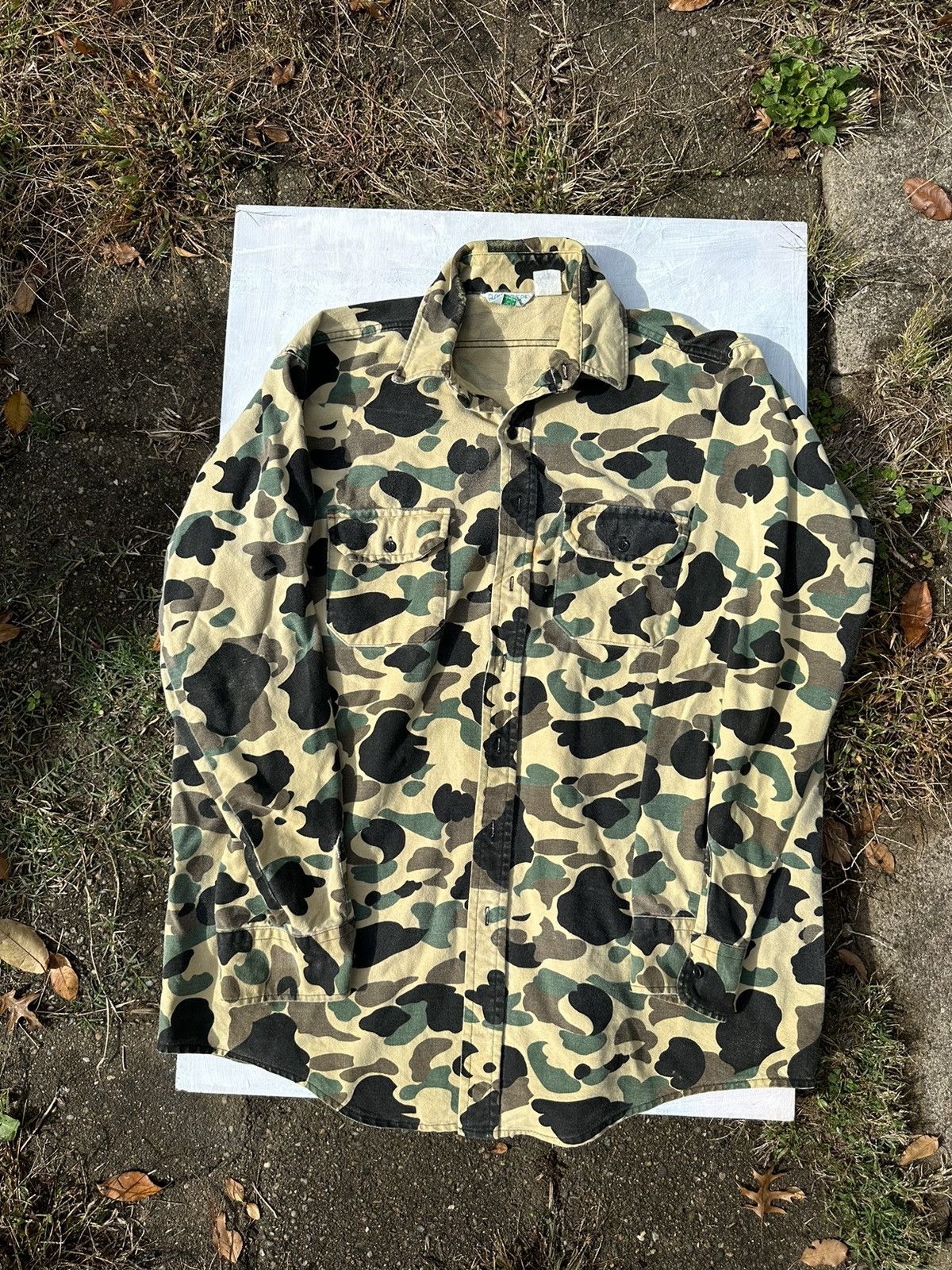 Vintage Crazy vintage cloudcover bubble camo heavy button up USA Size US XL / EU 56 / 4 - 1 Thumbnail