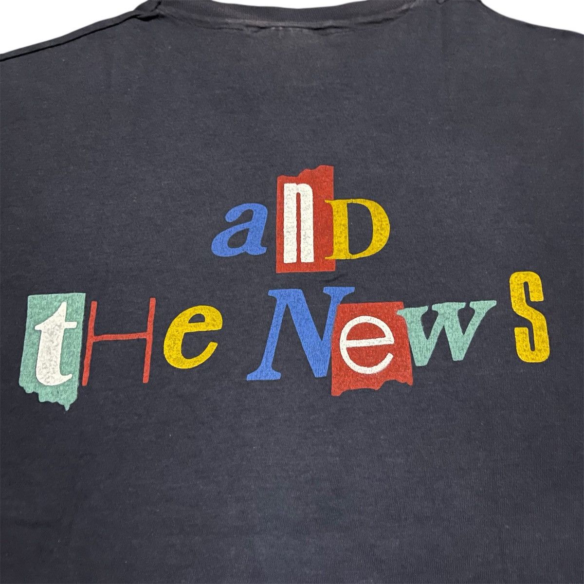 Vintage Band tee huey lewis and the news Size US M / EU 48-50 / 2 - 5 Thumbnail