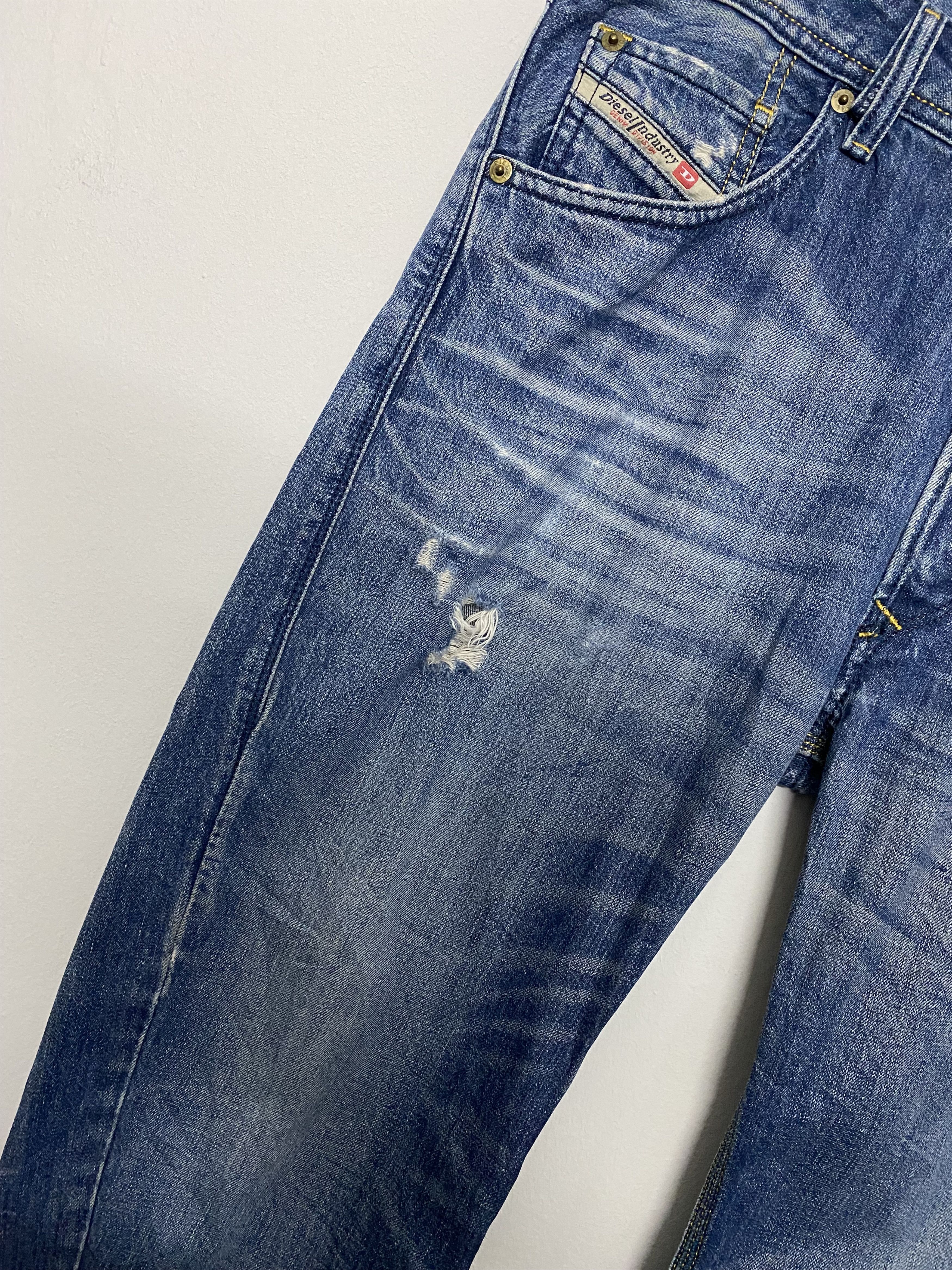Diesel DIESEL BRAVEFORT 0801M Comfort Carrot Distressed Jeans Size US 34 / EU 50 - 5 Thumbnail