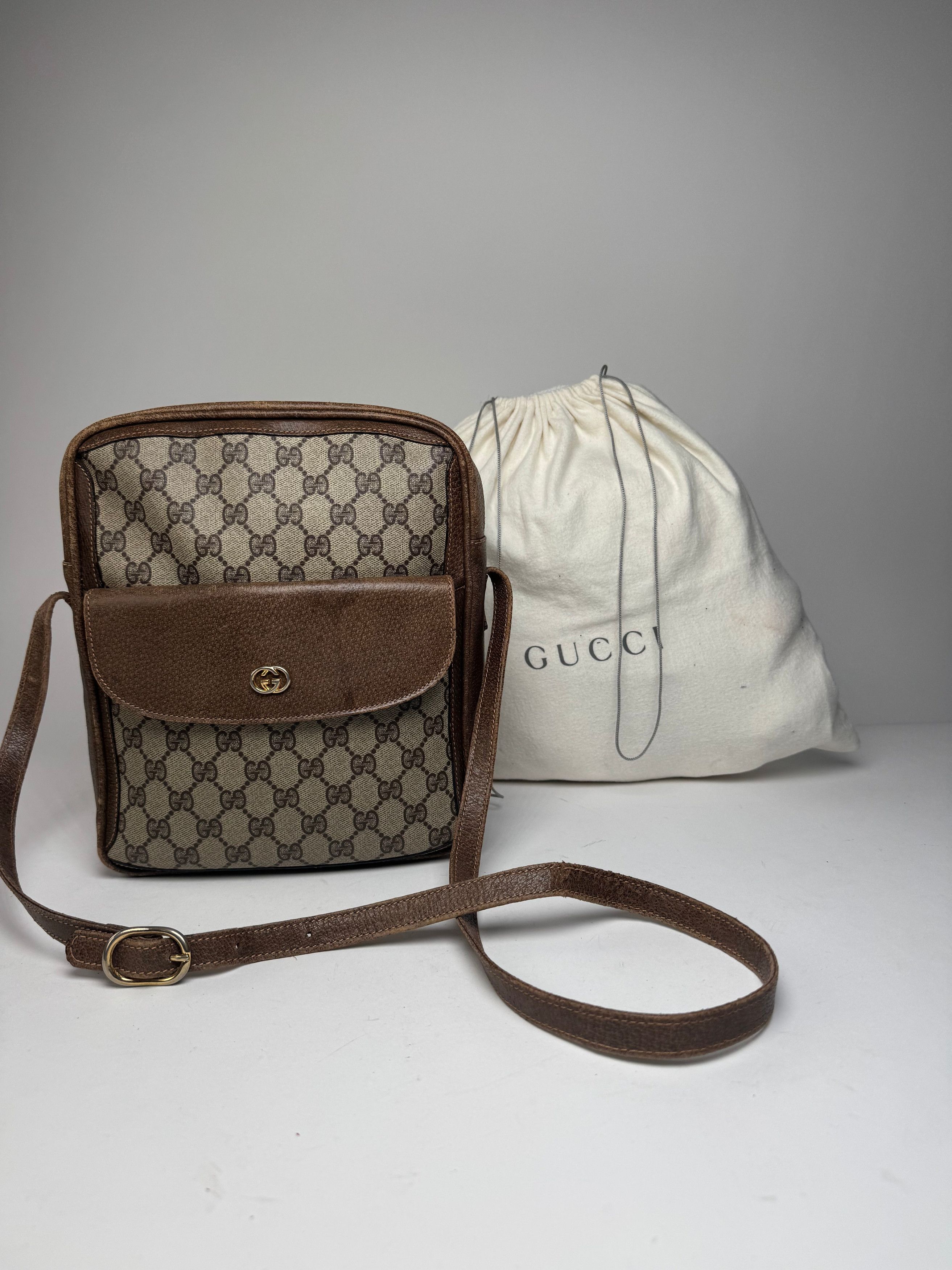 Gucci Vintage Monogram Leather Shoulder Bag Grey / Brown Size ONE SIZE - 1 Thumbnail