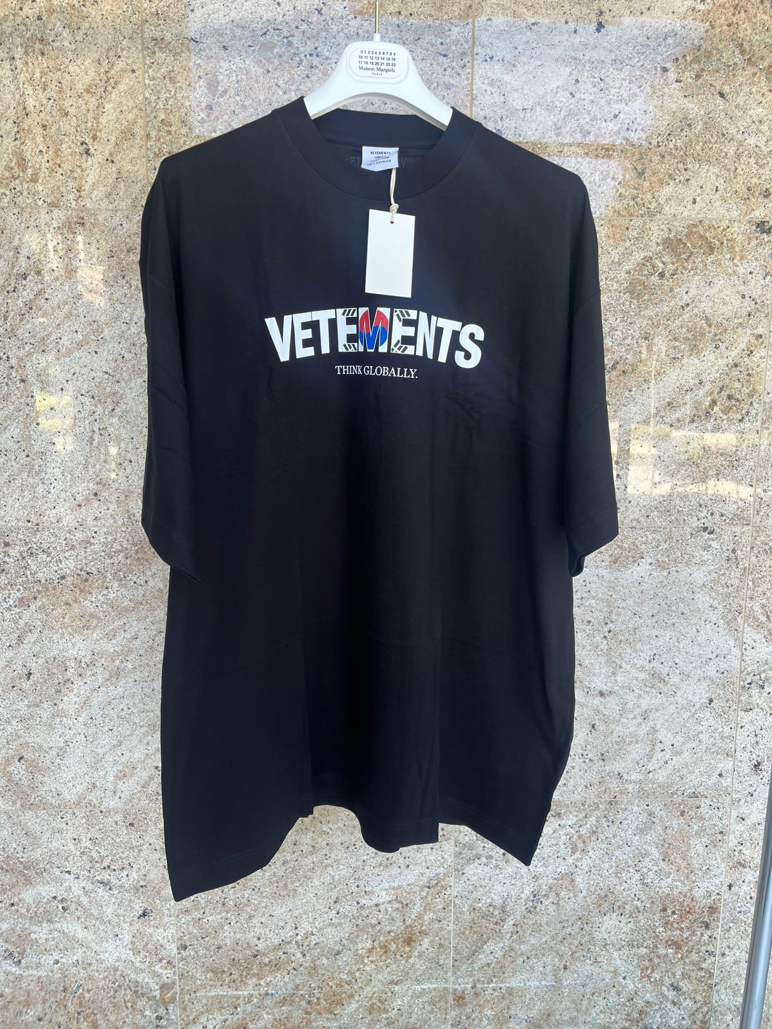 Vetements Dollar Long Sleeve Logo T-Shirt LS in Black Size US XL / EU 56 / 4 - 3 Thumbnail