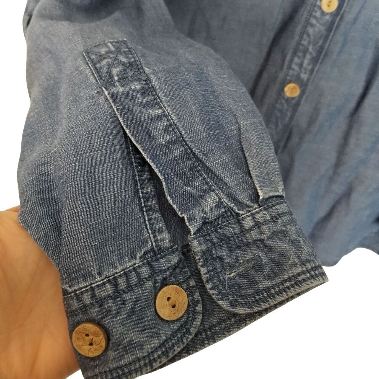 Tommy Bahama Tommy Bahama Mens Linen Blend Chambray Shirt Minimalist Sz M Size US M / EU 48-50 / 2 - 4 Thumbnail