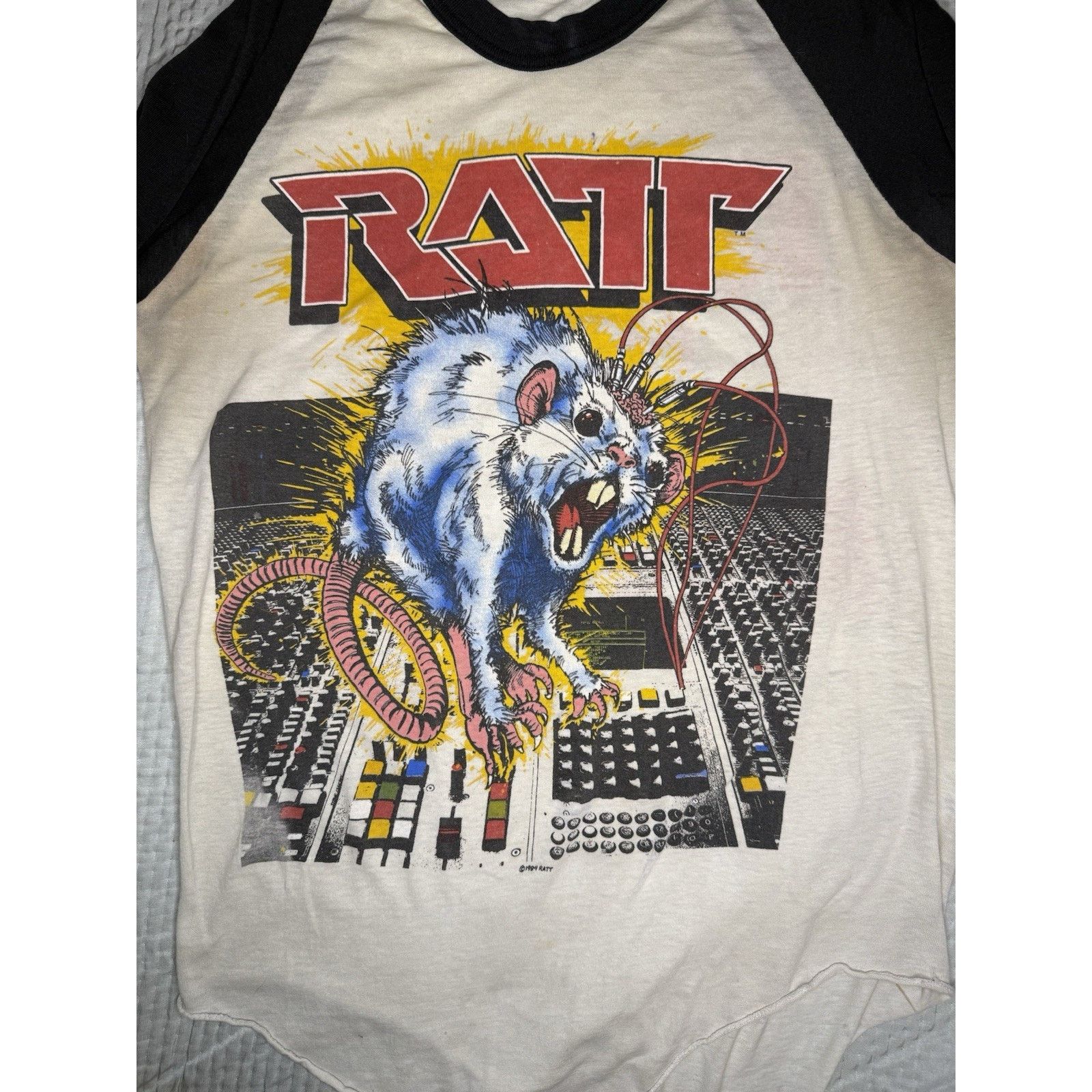 Hanes Vintage RATT Raglan 1984 tour rock metal 80s Size Medium Size US M / EU 48-50 / 2 - 13 Thumbnail