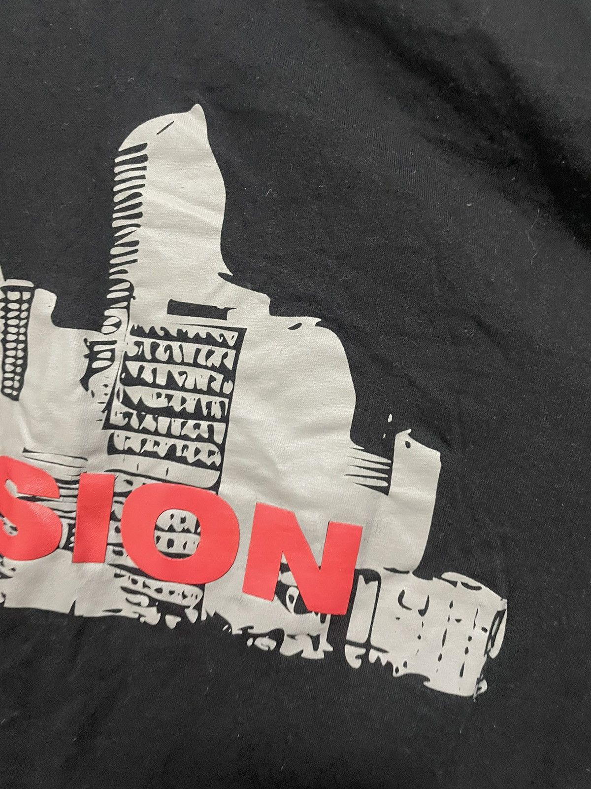Vision Streetwear Vintage 2000s Vision Street Wear City Graphic Black Tee Size US L / EU 52-54 / 3 - 5 Thumbnail