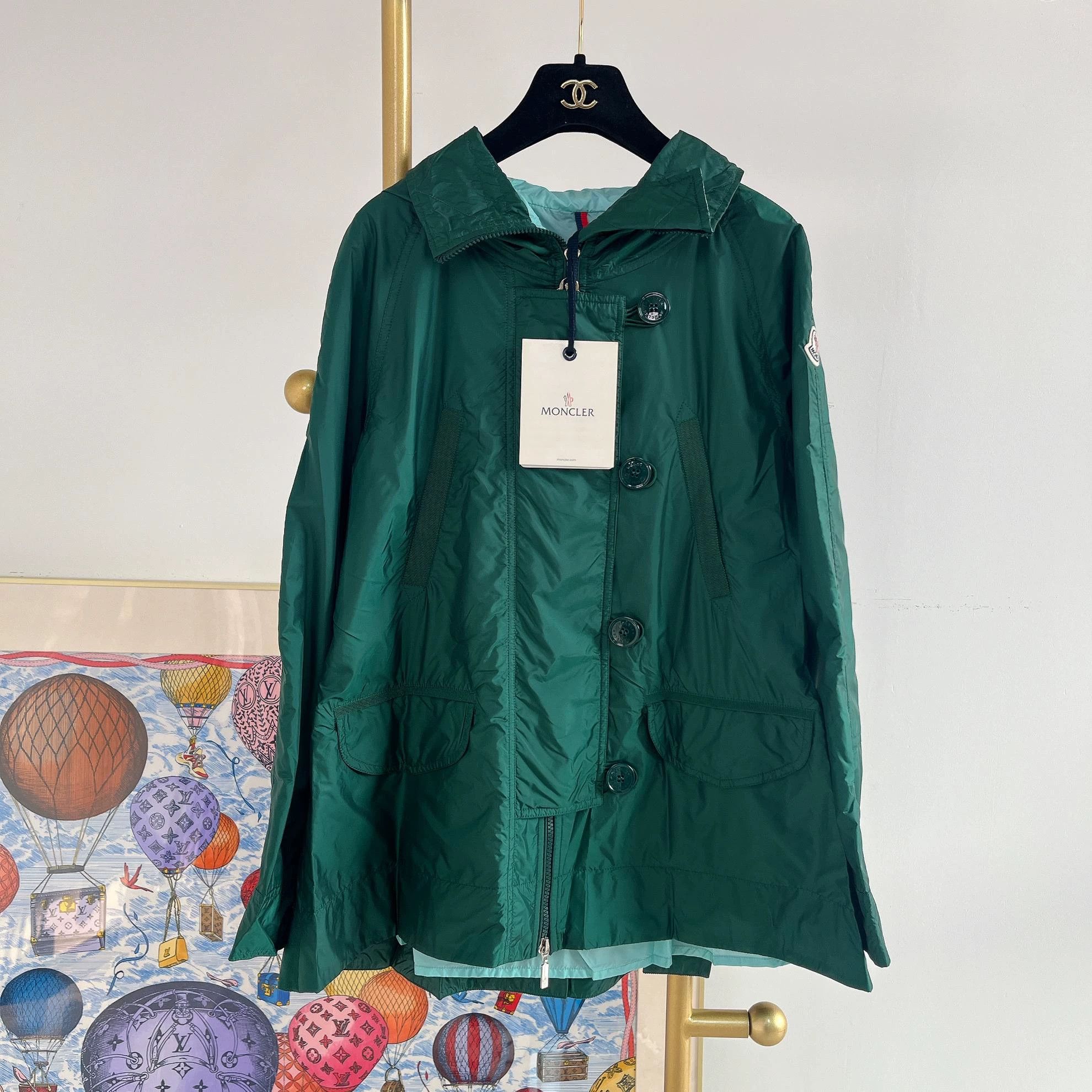 Moncler Moncler Women's Green Jacket 0 Size XS / US 0-2 / IT 36-38 - 1 Thumbnail