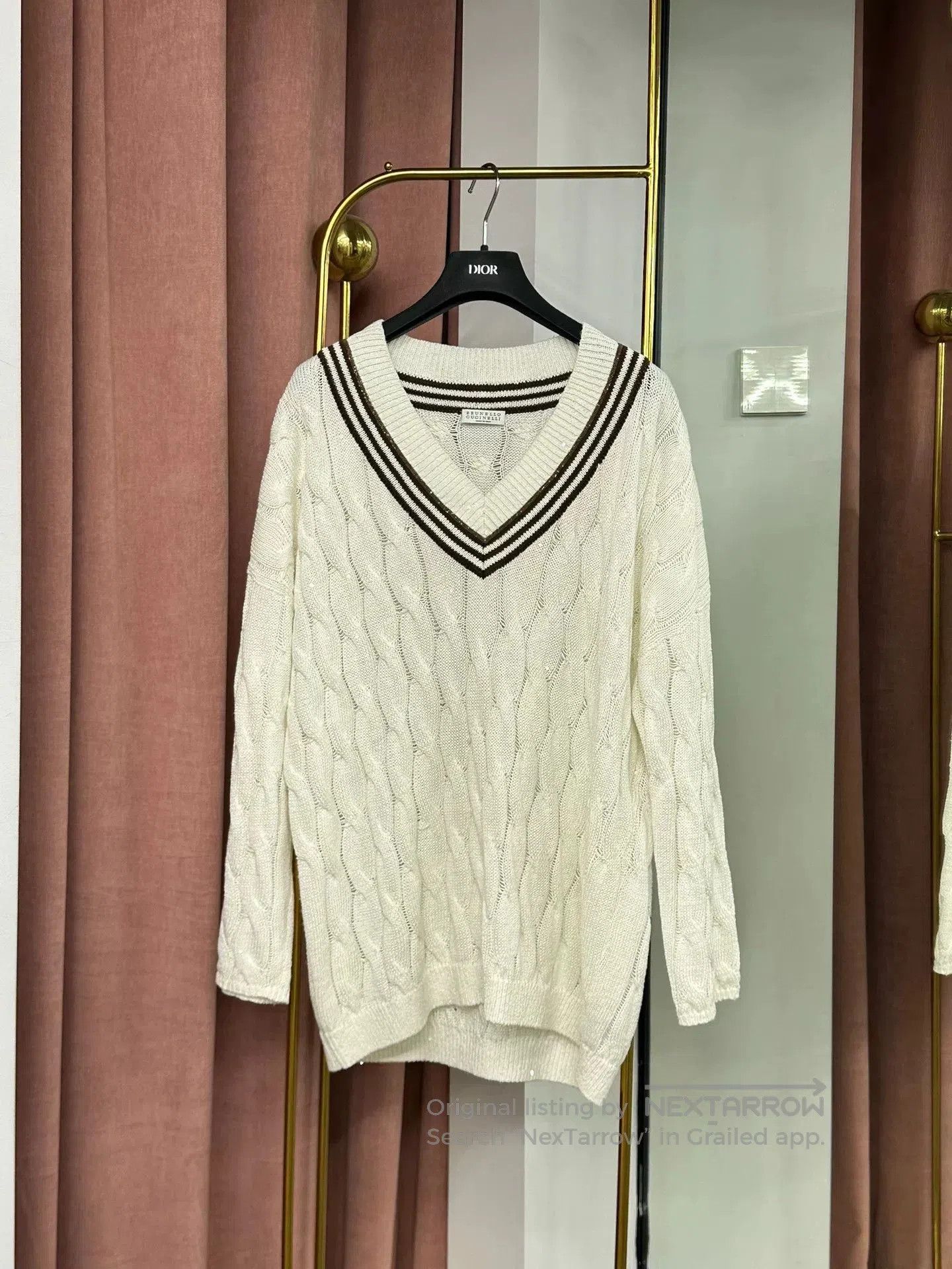 Brunello Cucinelli Brunello Cucinelli White Sequin V-Neck Sweater. Size US L / EU 52-54 / 3 - 1 Thumbnail