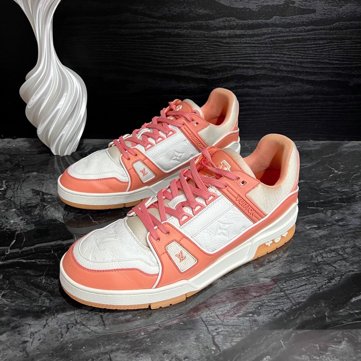 Louis Vuitton Nike Trainer Peach Pink 42 98 New 2600 Size US 9 / EU 42 - 1 Thumbnail