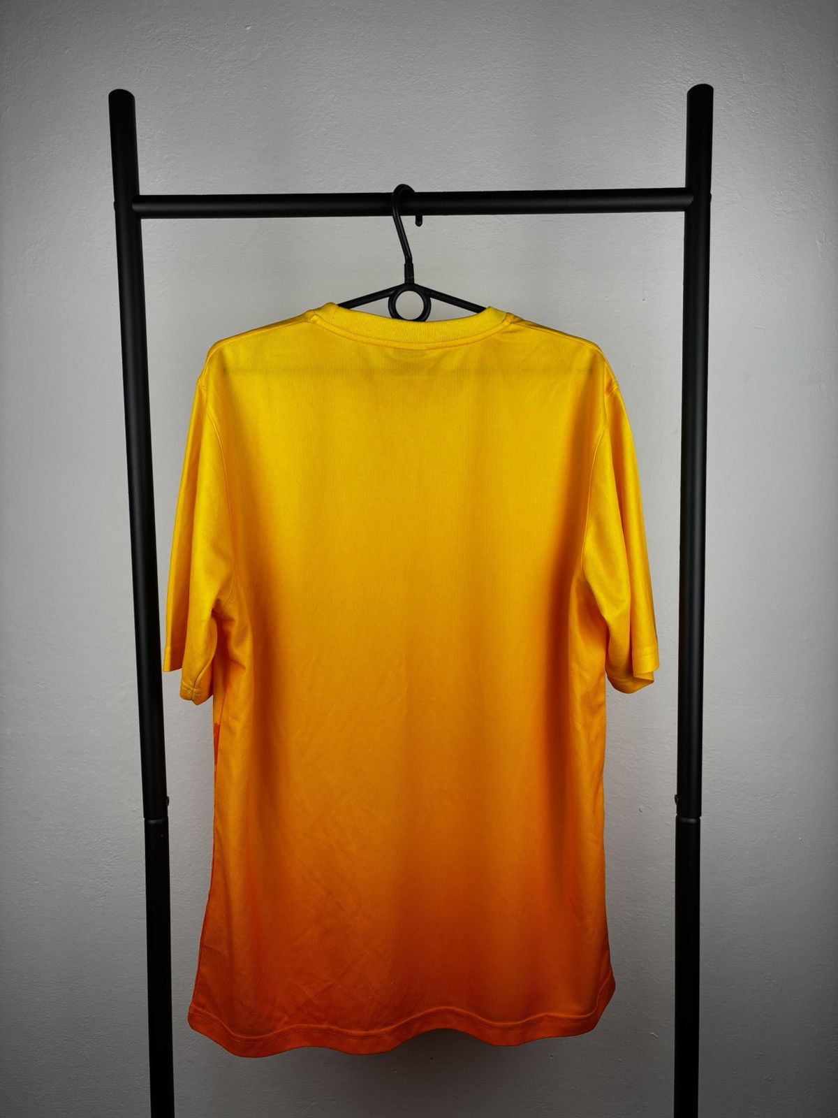 Nike Nike Football vintage t shirt size L Size US L / EU 52-54 / 3 - 4 Thumbnail