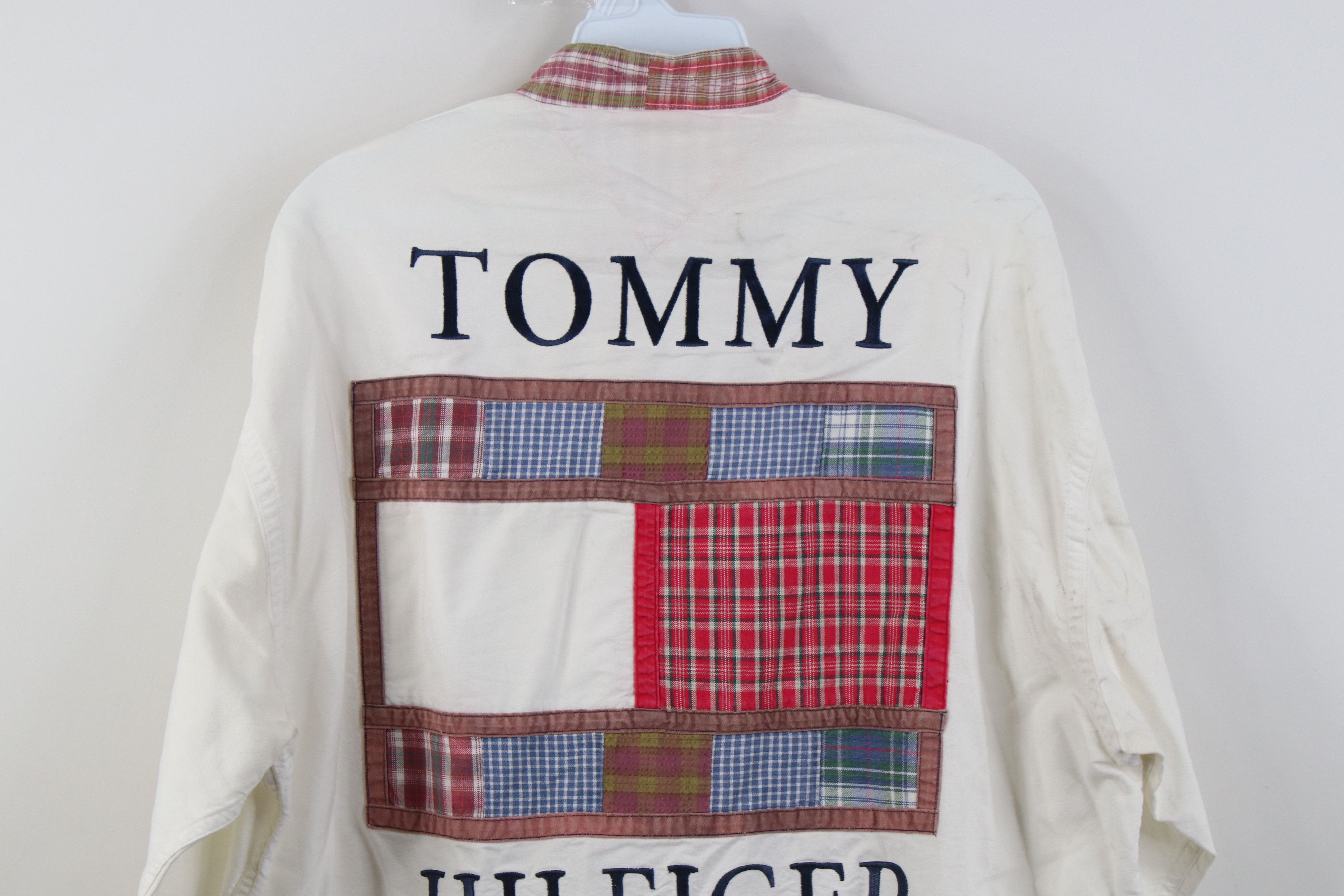 Tommy Hilfiger Vintage 90s Tommy Hilfiger Band Collar Button Shirt Size US L / EU 52-54 / 3 - 15 Thumbnail