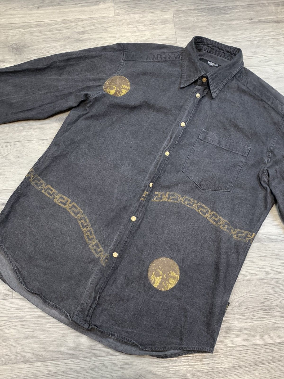 Versace Jeans Couture × Vintage Versace jeans couture vintage denim shirt Size US M / EU 48-50 / 2 - 4 Thumbnail