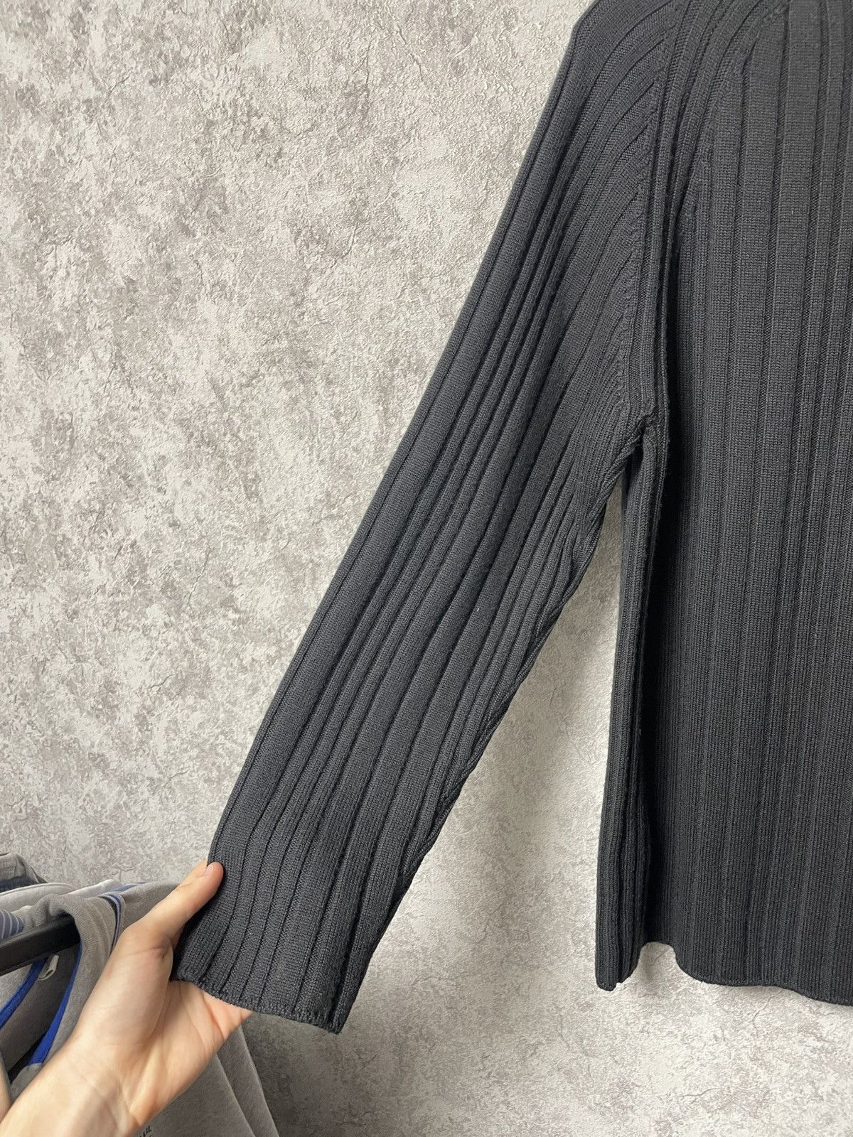 Armani Collezioni Vintage Armani Collezioni Black Wool Ribbed Sweater Luxury Size US L / EU 52-54 / 3 - 15 Thumbnail