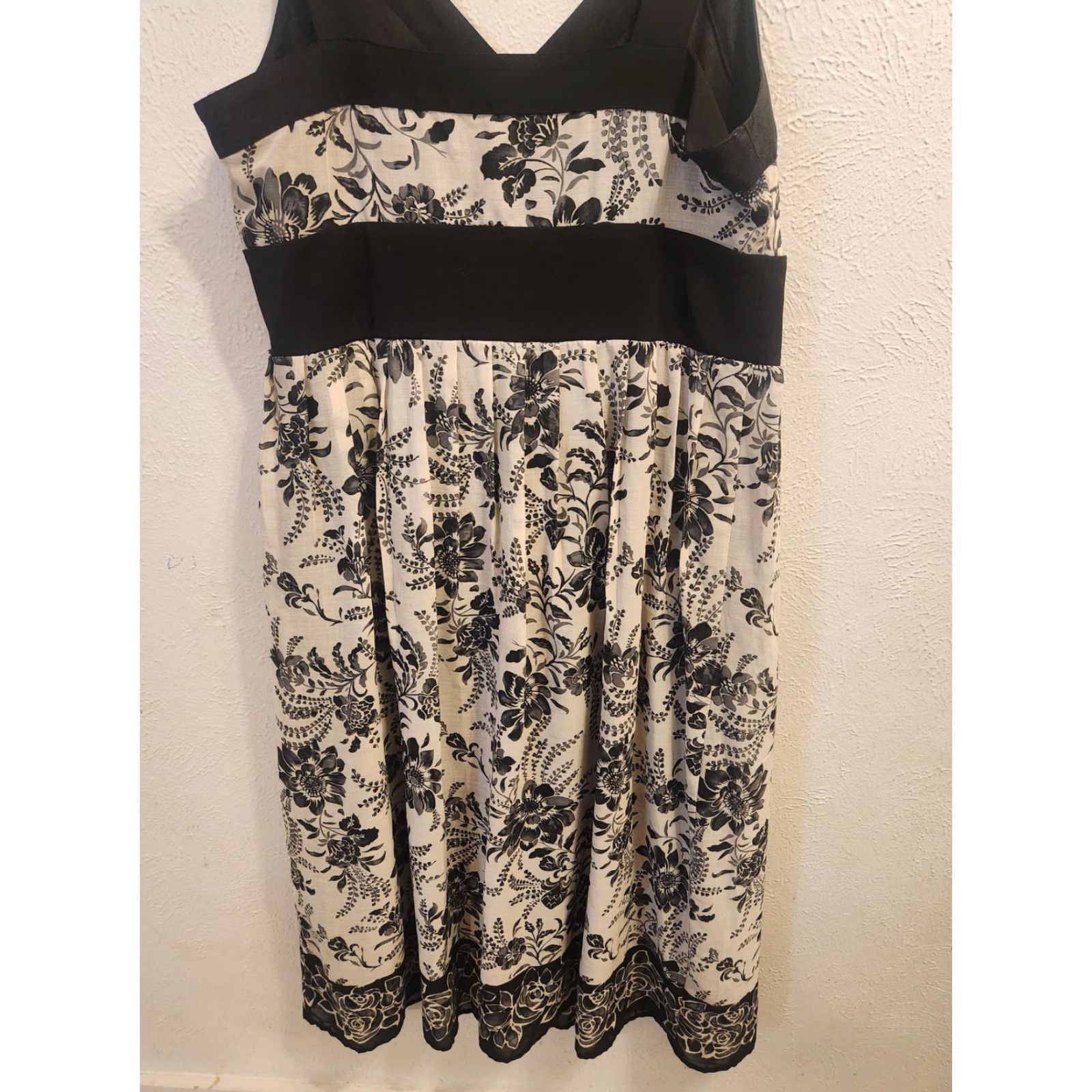 Vintage Dressbarn Dress Womens 14W Black White Floral Sleeveless Empire Waist Pockets Midi Black Womens 14W Floral Pockets Sleeveless Size XL / US 12-14 / IT 48-50 - 6 Thumbnail