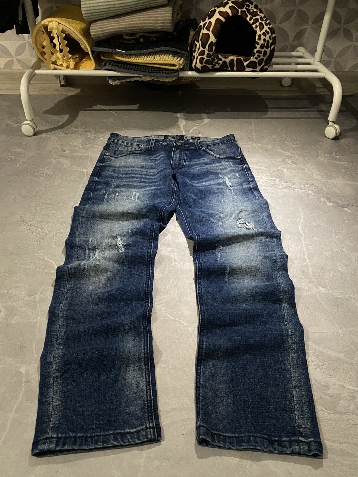 Japanese Brand Destroyed 90s Grunge Slim Fit Jeans Size US 30 / EU 46 - 2 Thumbnail