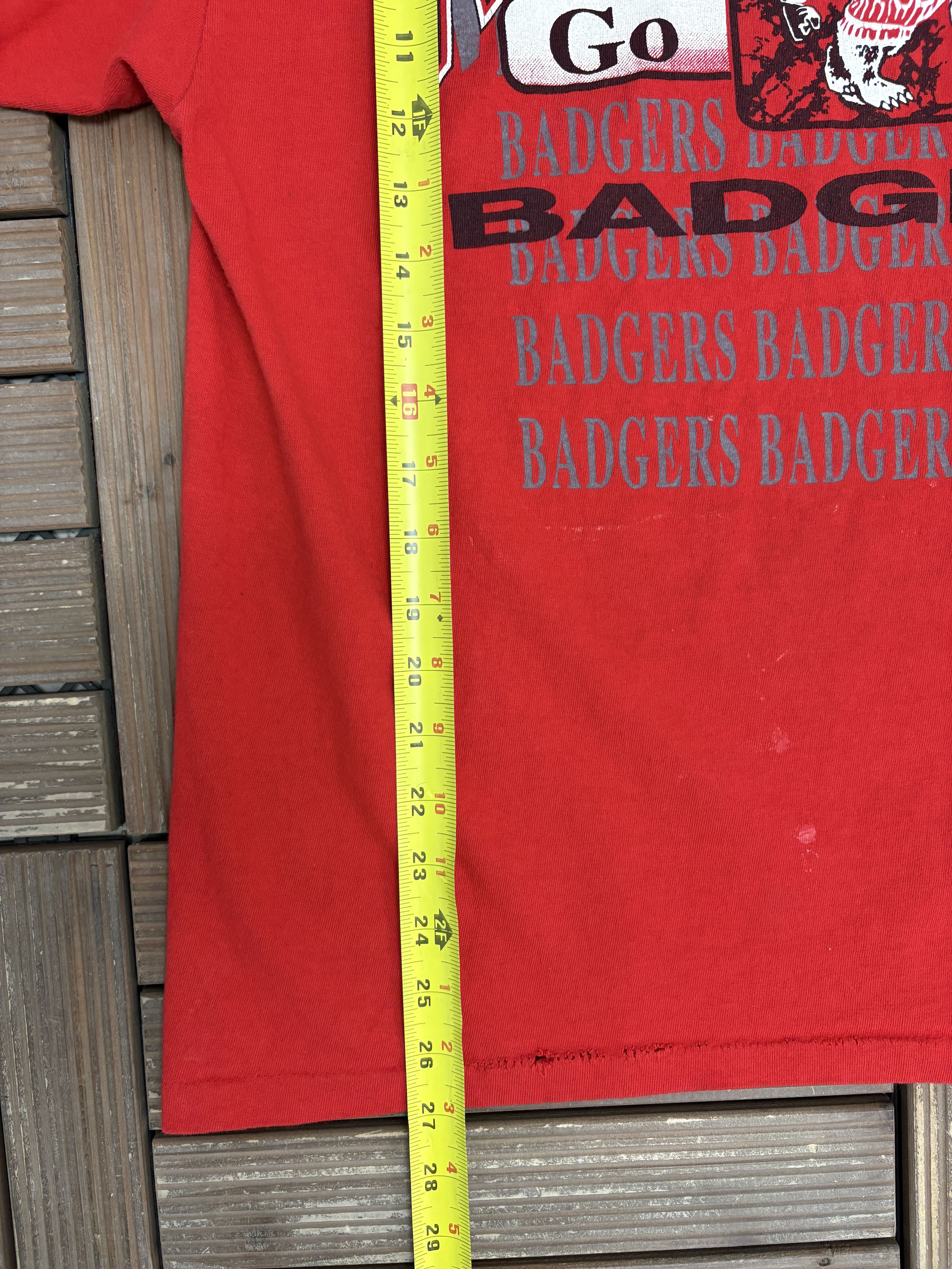 Vintage Wisconsin Badgers Vintage Red T-Shirt Tee Size US L / EU 52-54 / 3 - 9 Thumbnail