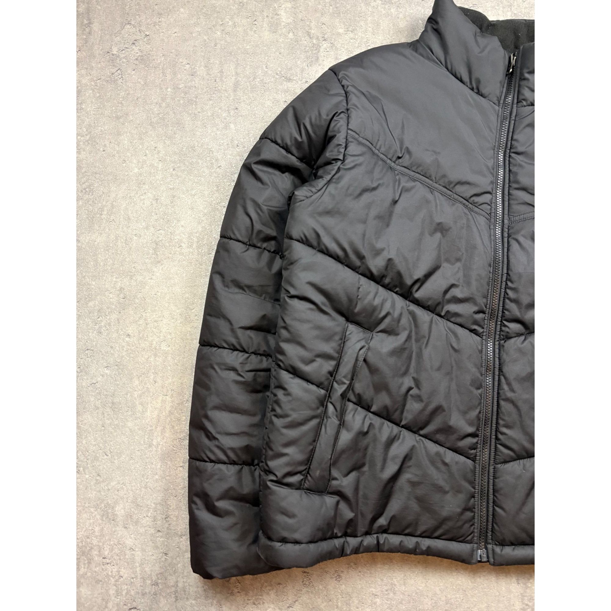 The North Face The North Face Black Puffer Jacket Medium With Full-Zip Clos Size US L / EU 52-54 / 3 - 2 Thumbnail
