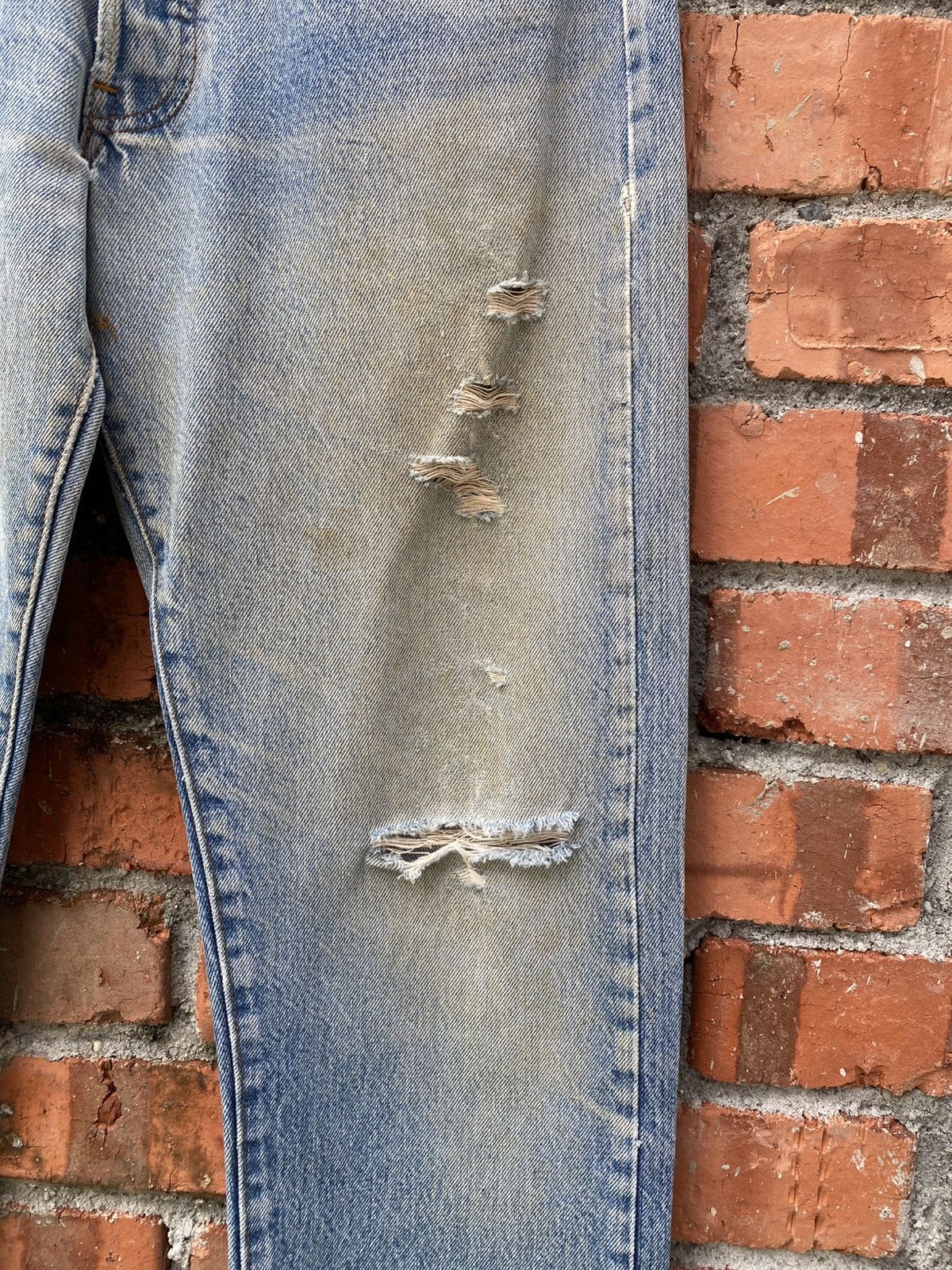 Levi's Vintage Clothing W31x31 Vintage levi's 501 made in USA distressed denime Size US 31 - 7 Thumbnail