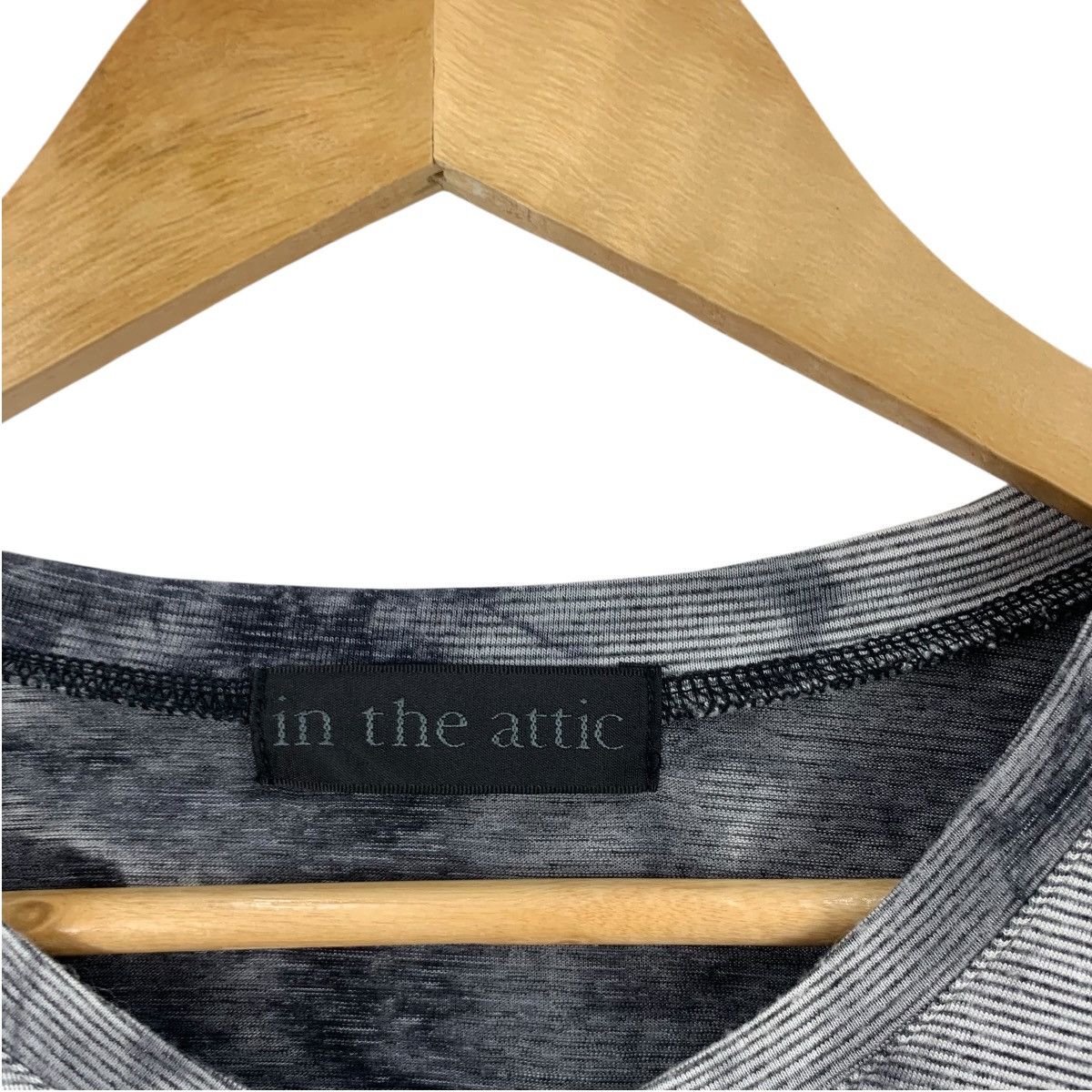 In The Attic IN THE ATTIC JAPAN Tie Dye Abstract Design Punk Tee Shirt Size S / US 4 / IT 40 - 5 Thumbnail