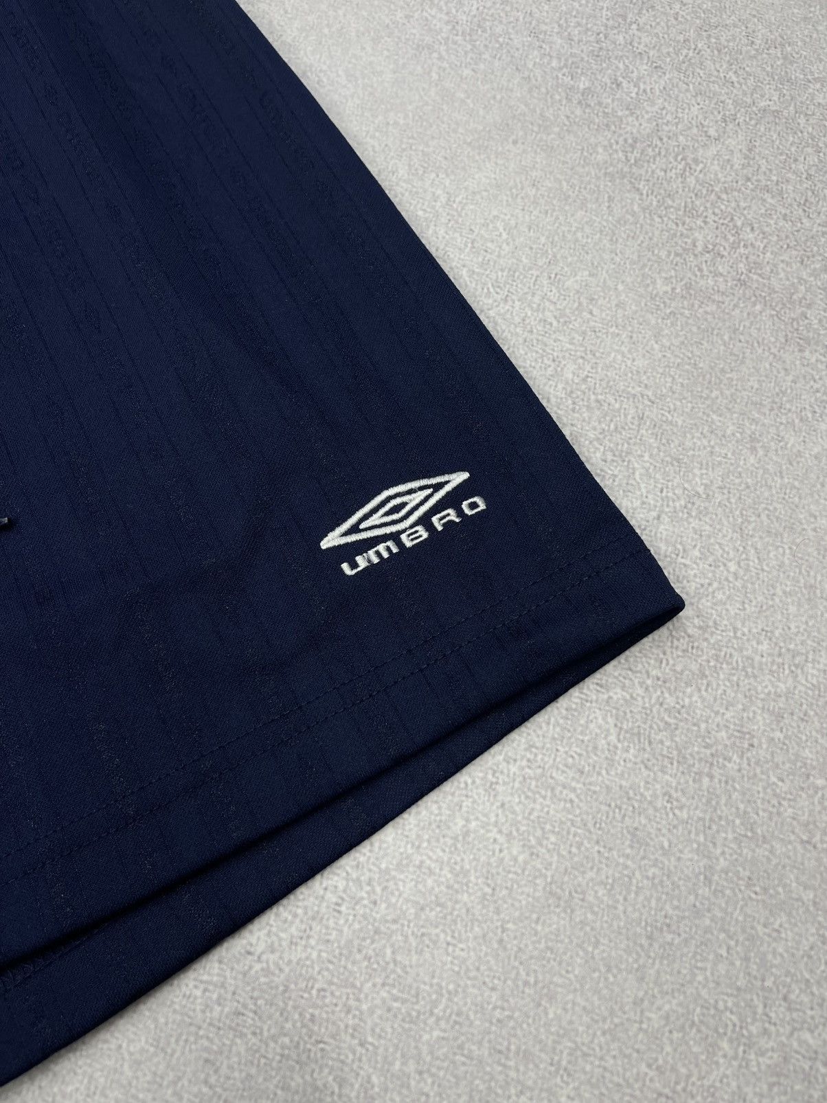 Umbro Vintage Umbro Basic Navy Shorts Football Y2K Soccer Size US 32 / EU 48 - 4 Thumbnail