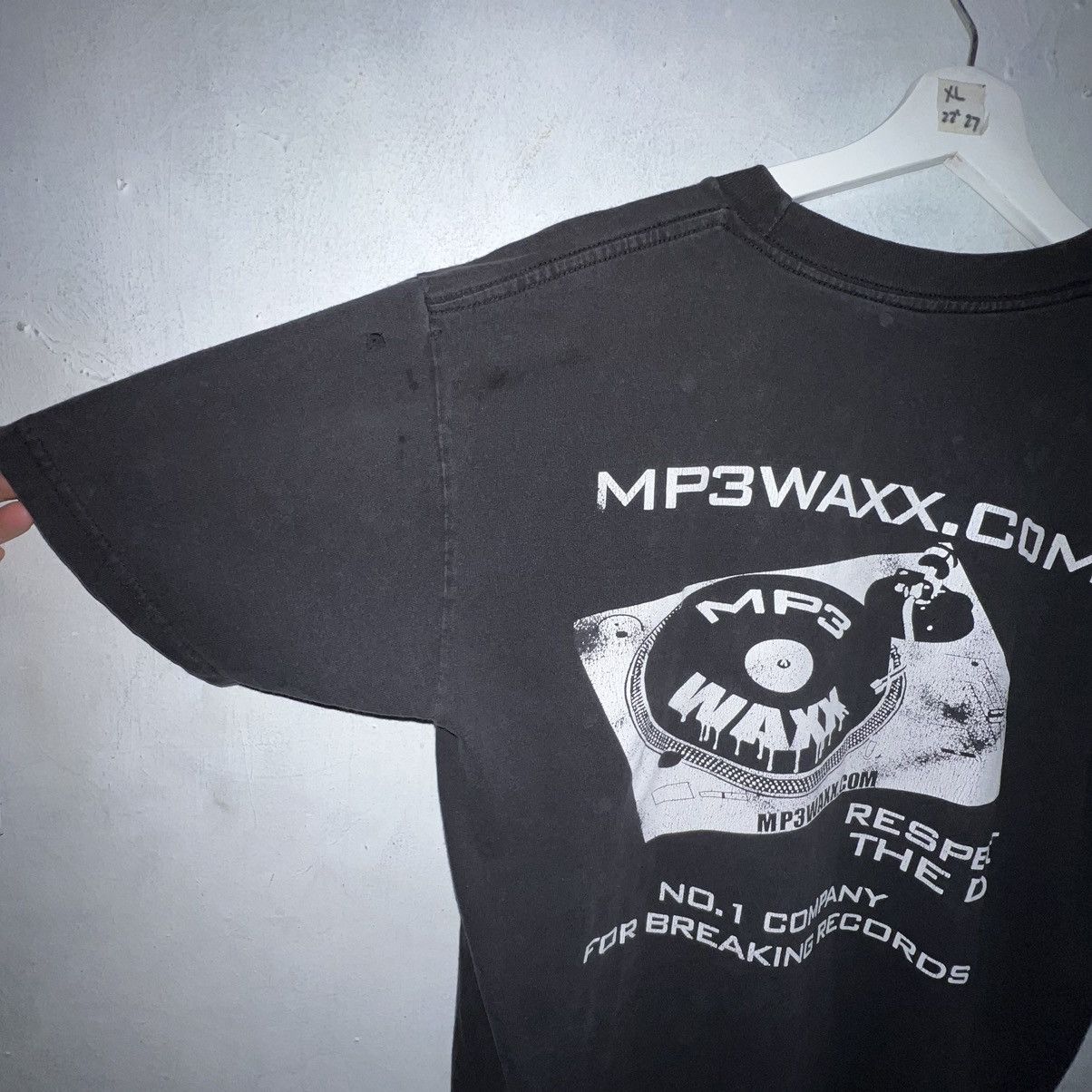 Vintage 22x27 Vintage MP3 WAXX Promo T-Shirt We Break Records XL Size US XL / EU 56 / 4 - 9 Thumbnail