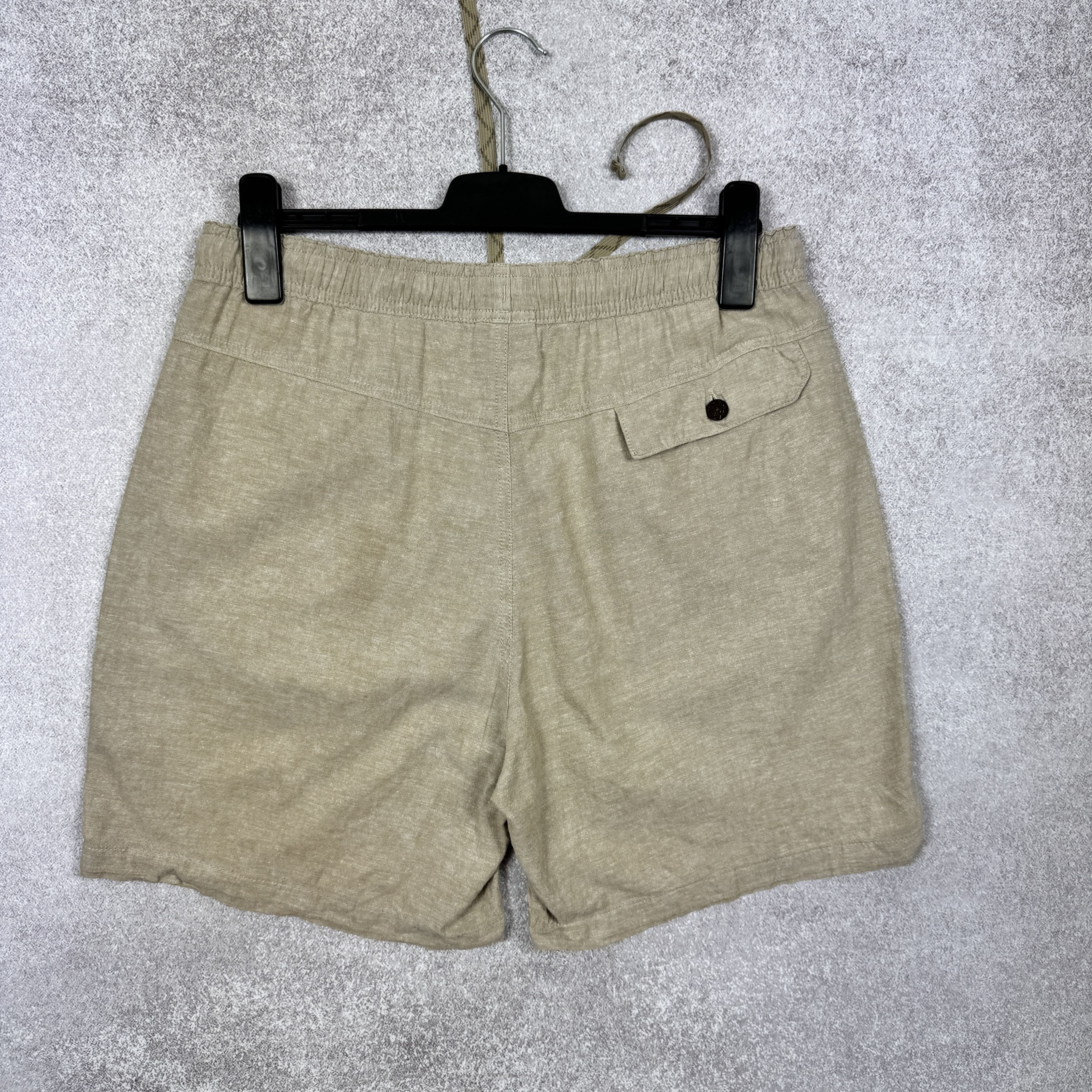 Patagonia Men`s PATAGONIA ORGANIC COTTON BEIGE LIGHT SHORTS SIZE M/32 Size US 32 / EU 48 - 2 Thumbnail