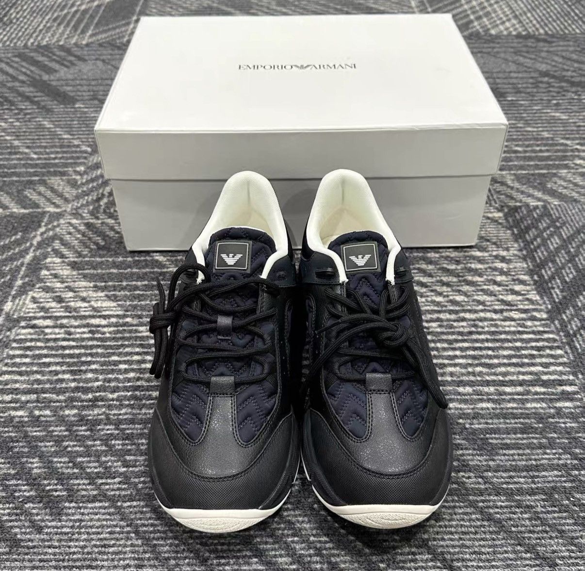 Armani Armani Low-Top Casual Sneakers J42 Size US 10 / EU 43 - 2 Thumbnail