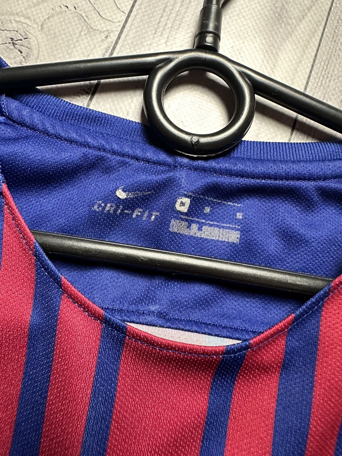 Nike × Vintage Vintage Nike Barcelona soccer jersey size m Size US M / EU 48-50 / 2 - 5 Thumbnail