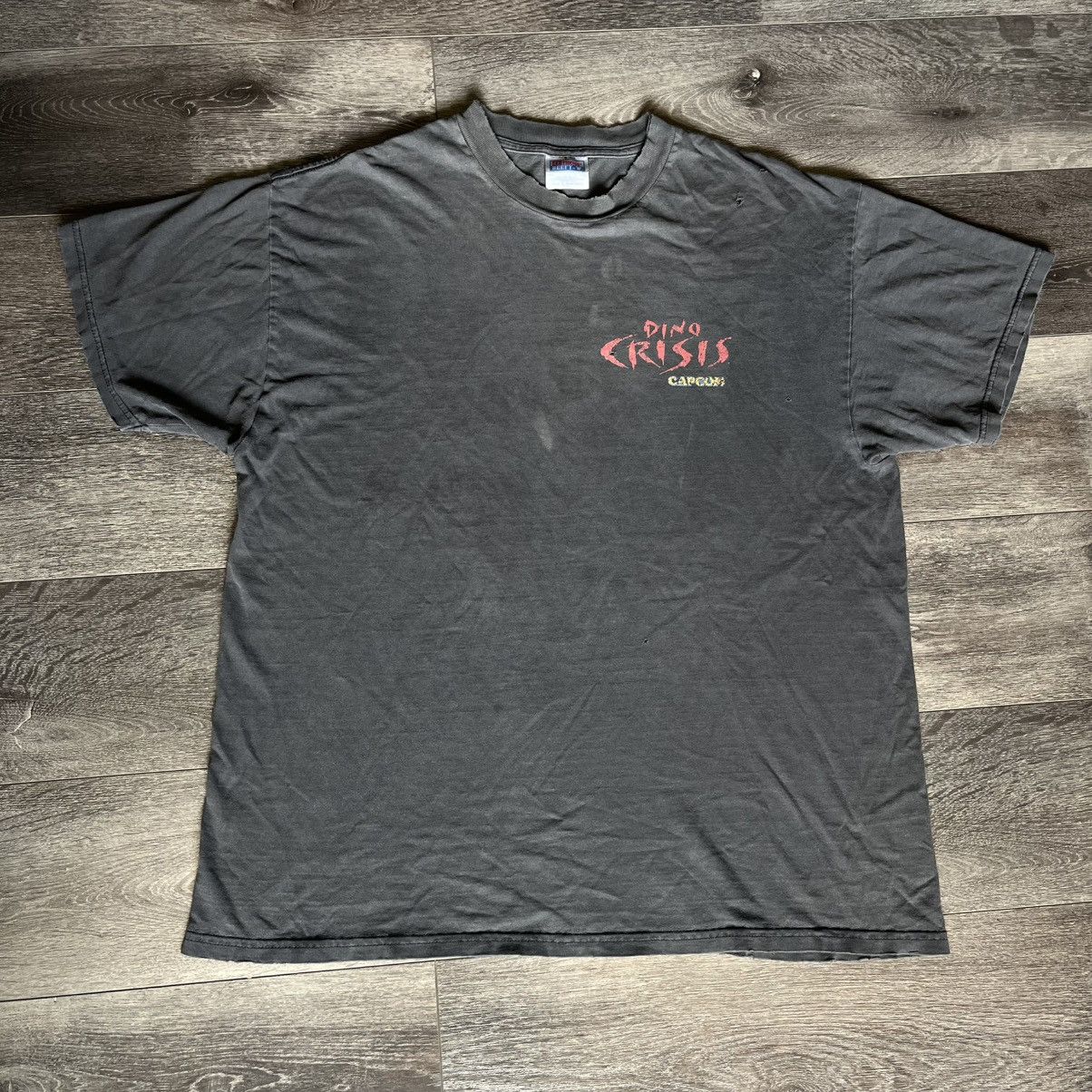 Vintage Vintage 1999 Dino Crisis Capcom PS1 Video Game Promo T Shirt Size US XL / EU 56 / 4 - 1 Thumbnail