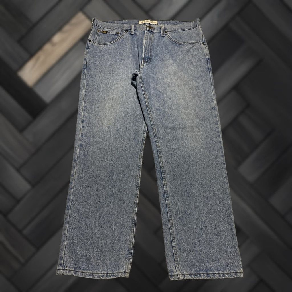 Lee Lee Jeans Mens Regular Fit Straight Leg Denim Casual Pants 36x30 Blue 5-Pocket Logo Classic Slim? (Correction: keep accurate) Size US 36 / EU 52 - 1 Thumbnail
