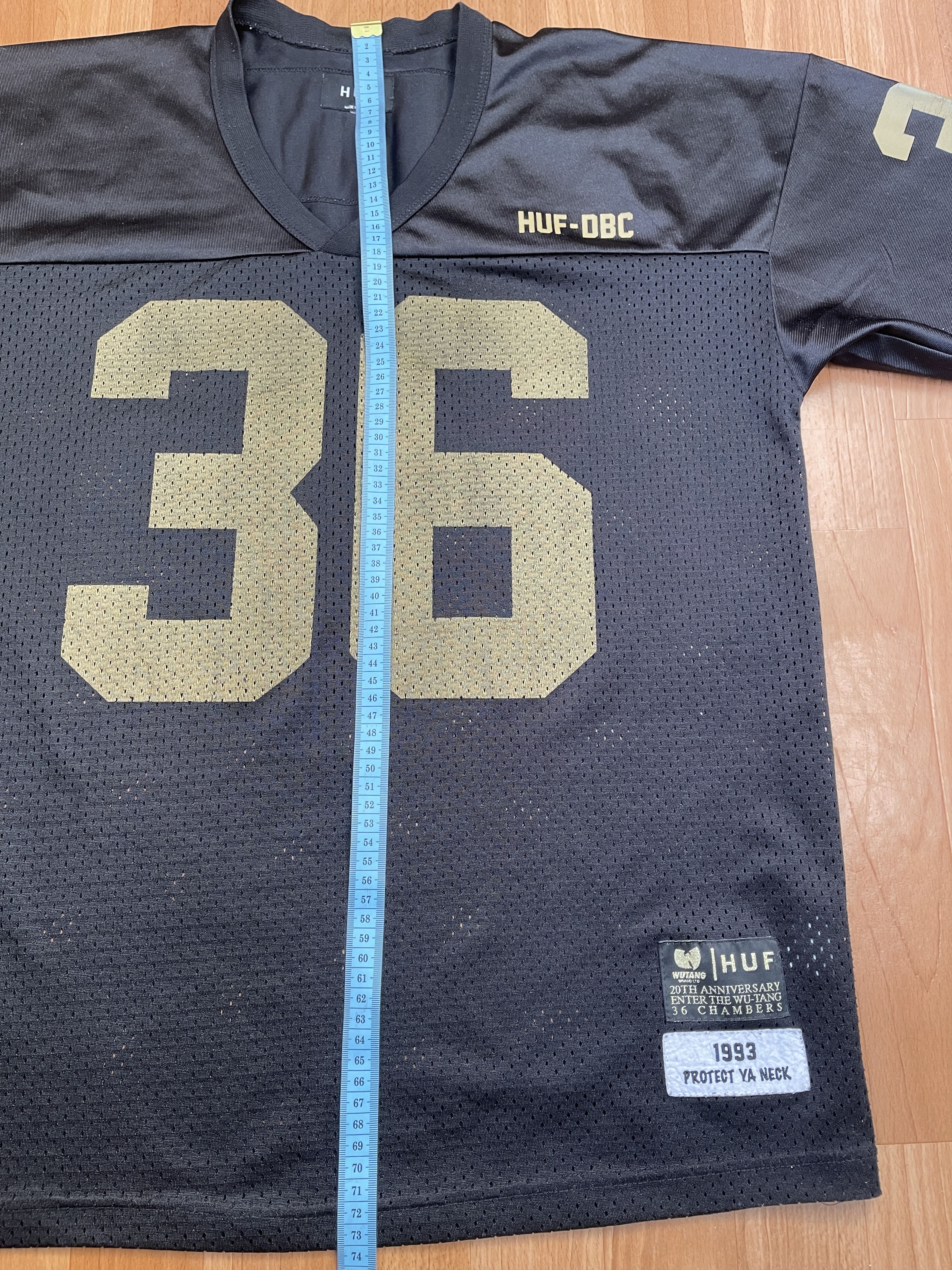 Huf × Wu-Tang Clan HUF X Wu-Tang Clan 2014 Anniversary jersey Wu Wear t-shirt L Size US L / EU 52-54 / 3 - 19 Thumbnail