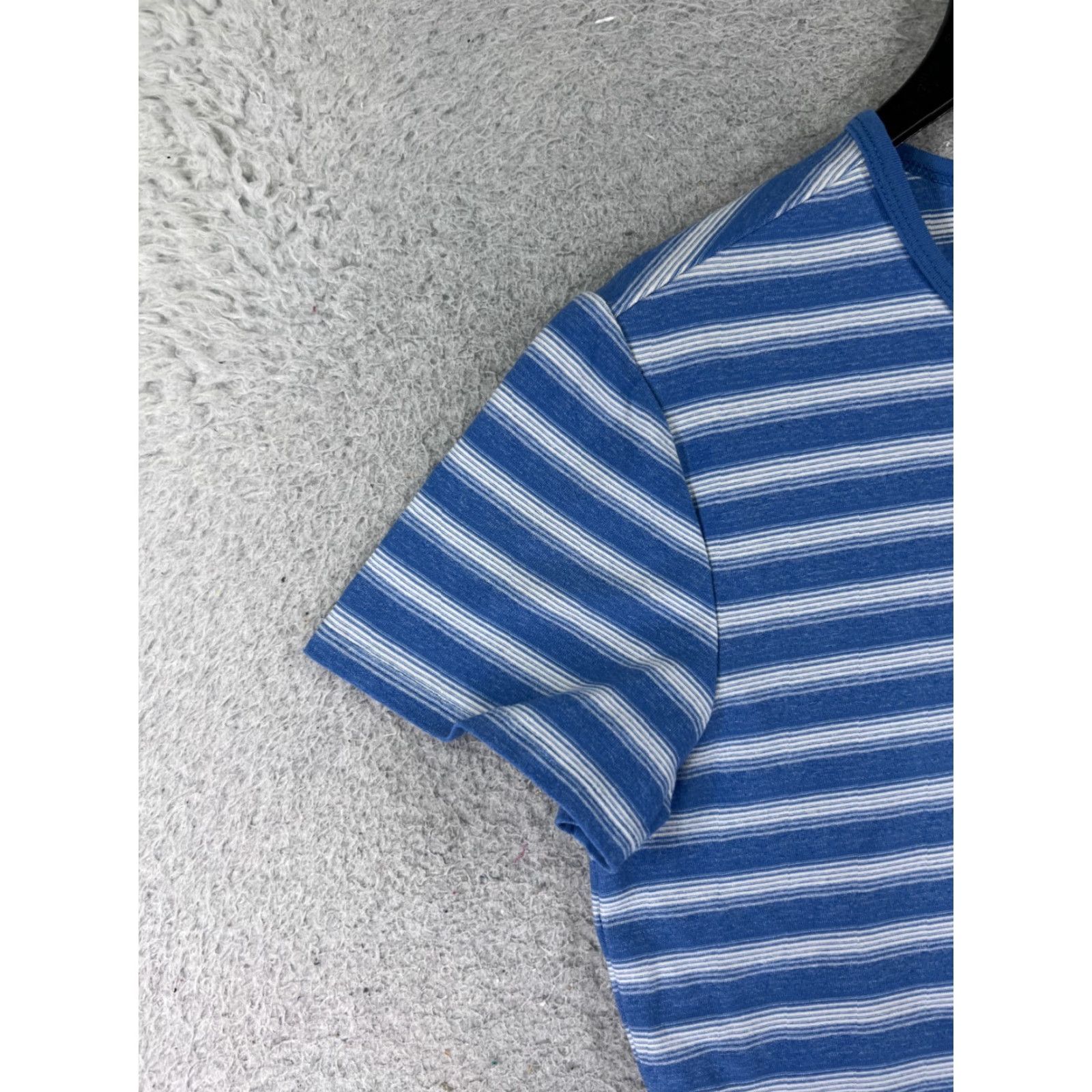 The North Face VINTAGE The North Face Shirt Women M Blue Short Sleeve Vaporwick Nylon Blend Size M / US 6-8 / IT 42-44 - 3 Thumbnail