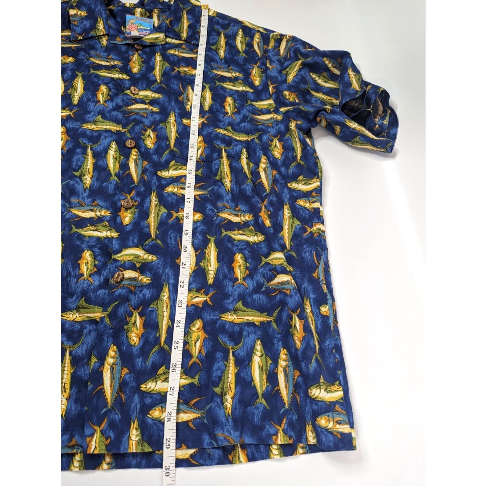 Vintage VINTAGE Joe Kealoha Hawaiian Shirt Shirt XL Blue Reef Fish Ocean Theme 100% Cotton Short Sleeve Button-Up Collar Spread Mens Size US XL / EU 56 / 4 - 4 Thumbnail