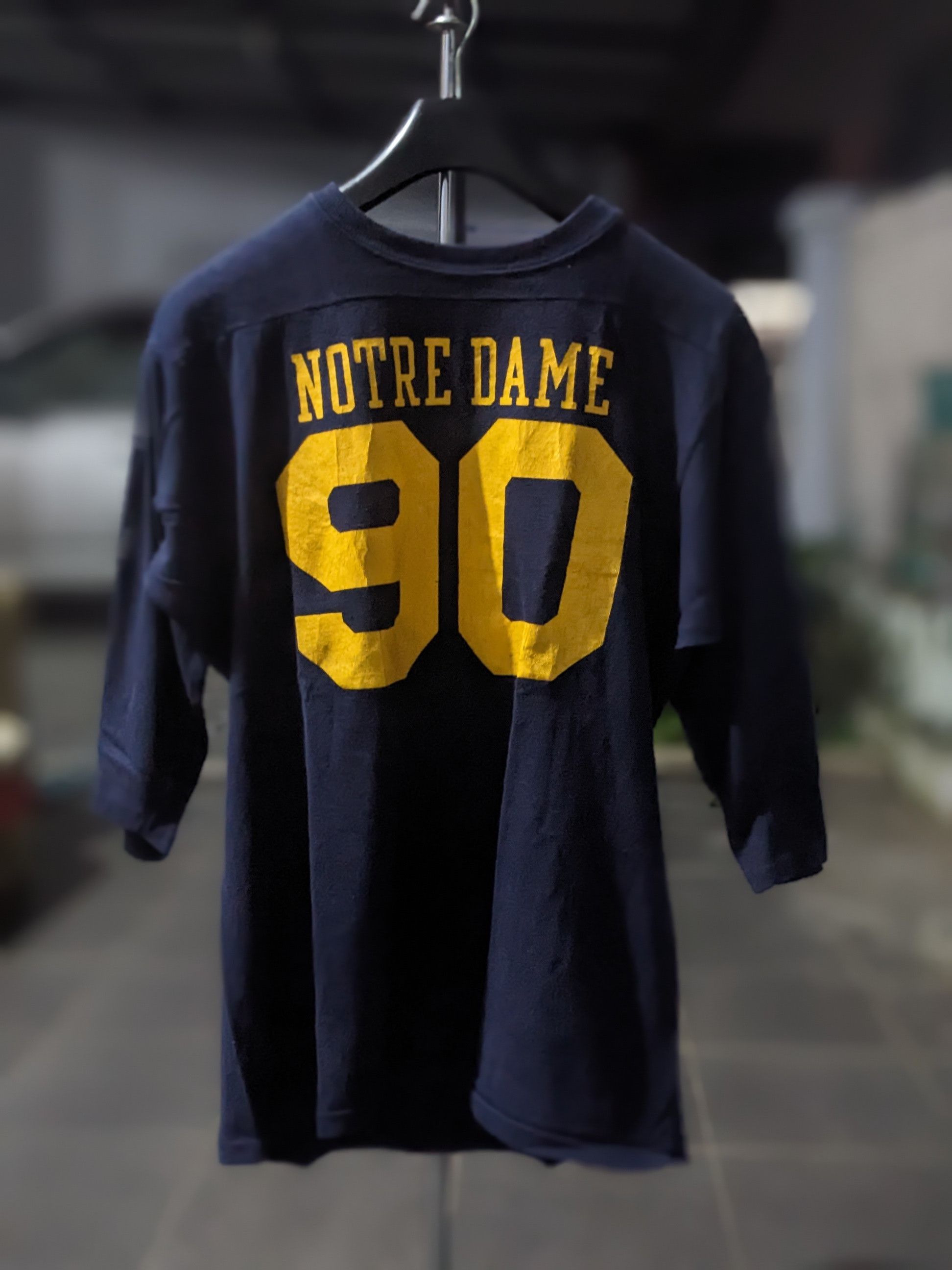 Vintage Vintage 80s Notre Dame NCAA t shirt Size US L / EU 52-54 / 3 - 4 Thumbnail