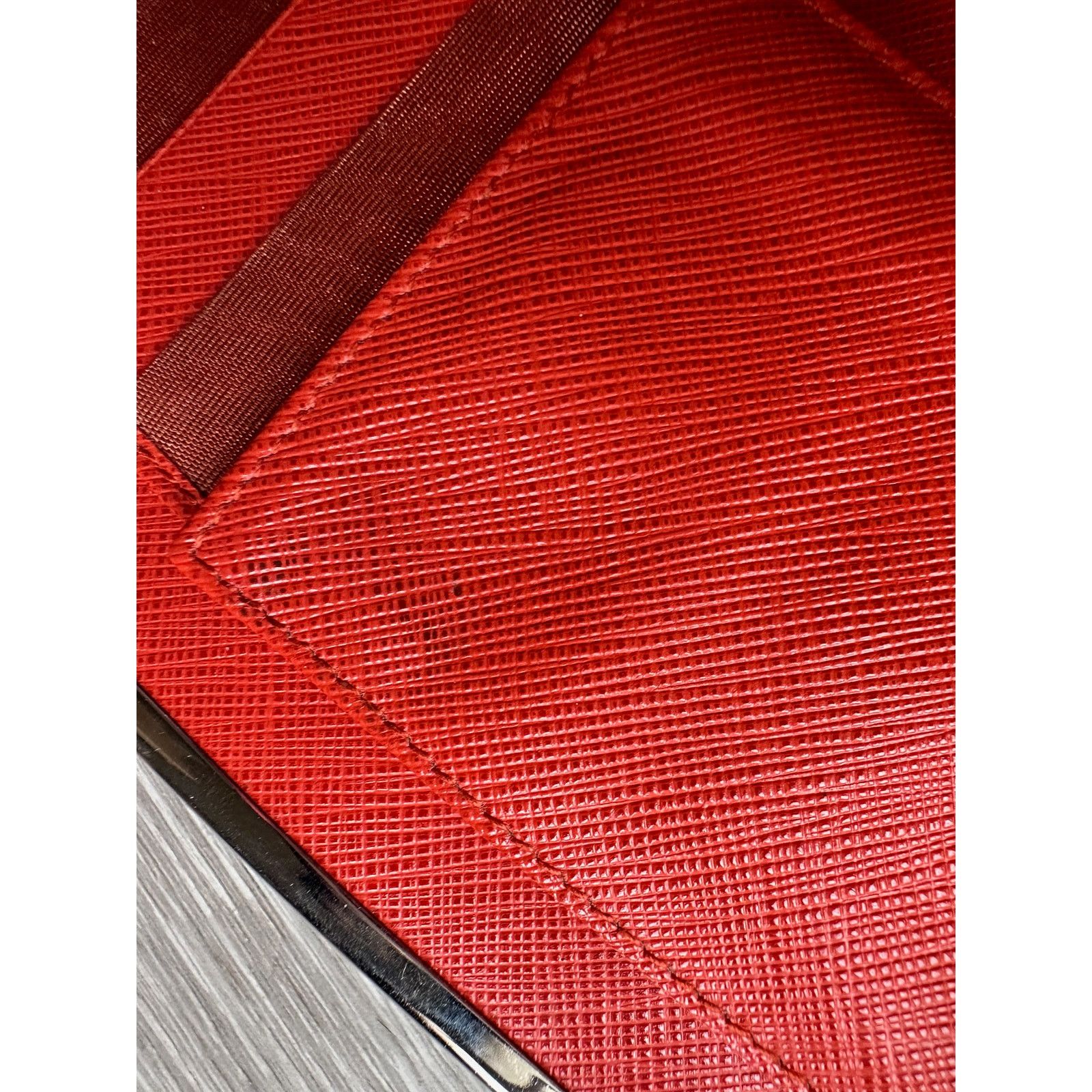 Salvatore Ferragamo Salvatore Ferragamo Pamplona Pebble Red Leather Long Wallet Size ONE SIZE - 11 Thumbnail