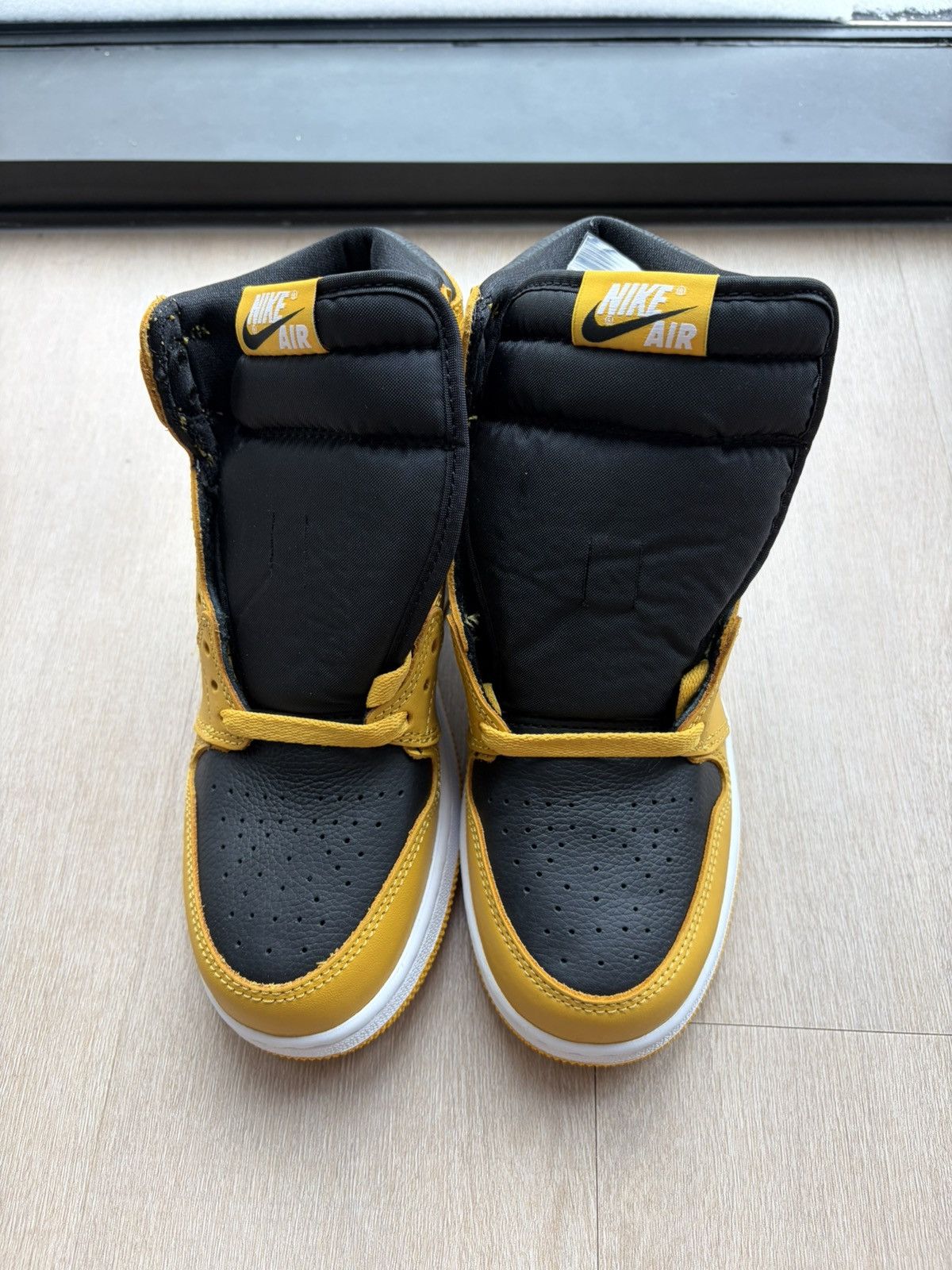 Jordan Brand Jordan 1 Pollen 6Y Size US 7.5 / IT 37.5 - 3 Thumbnail